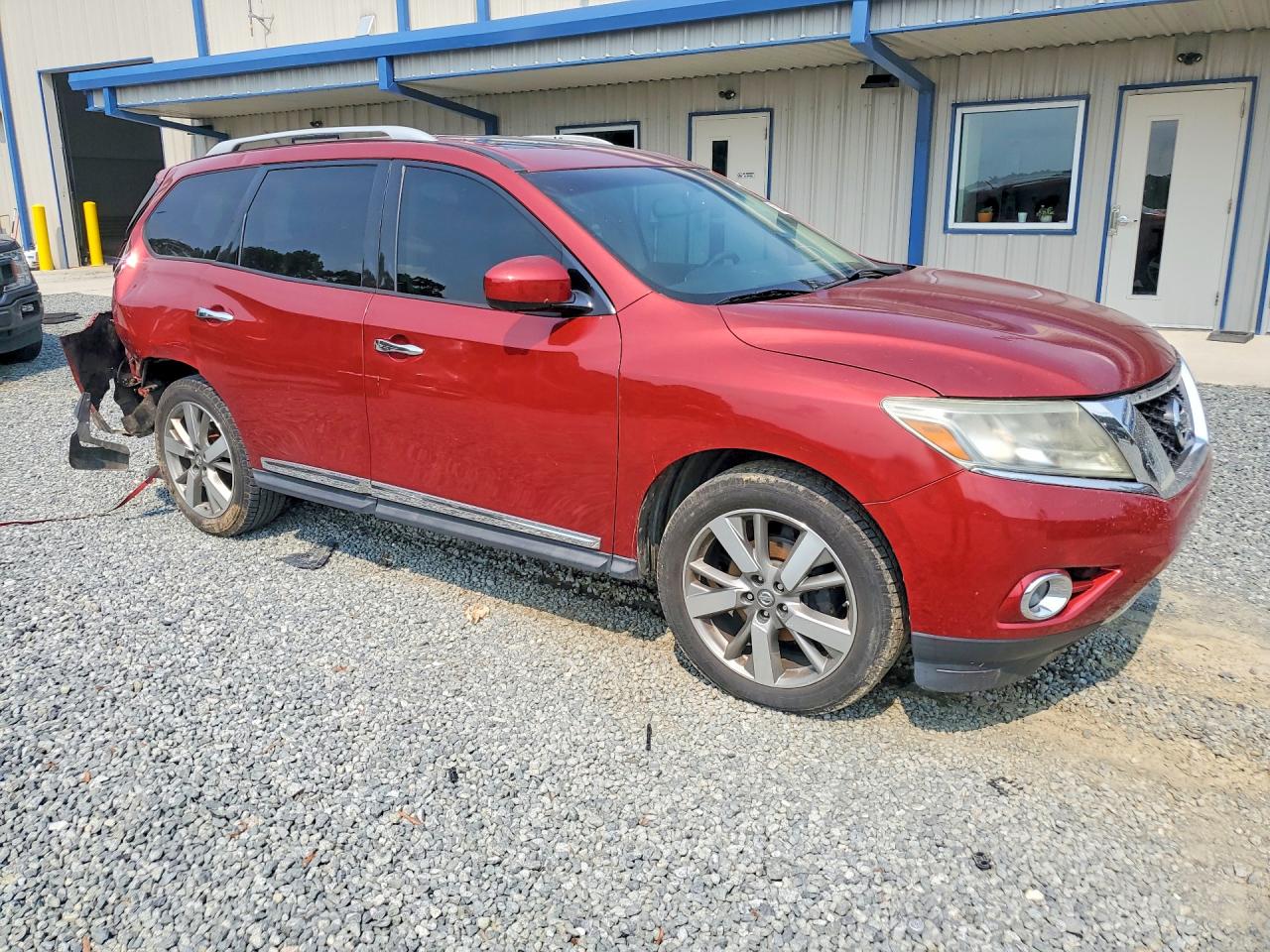 2014 Nissan Pathfinder S Red vin: 5N1AR2MMXEC602537