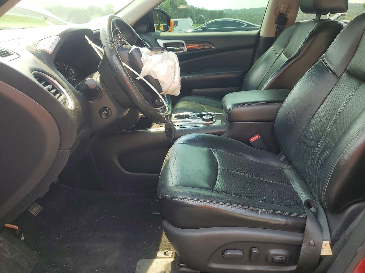 2014 Nissan Pathfinder S Red vin: 5N1AR2MMXEC602537