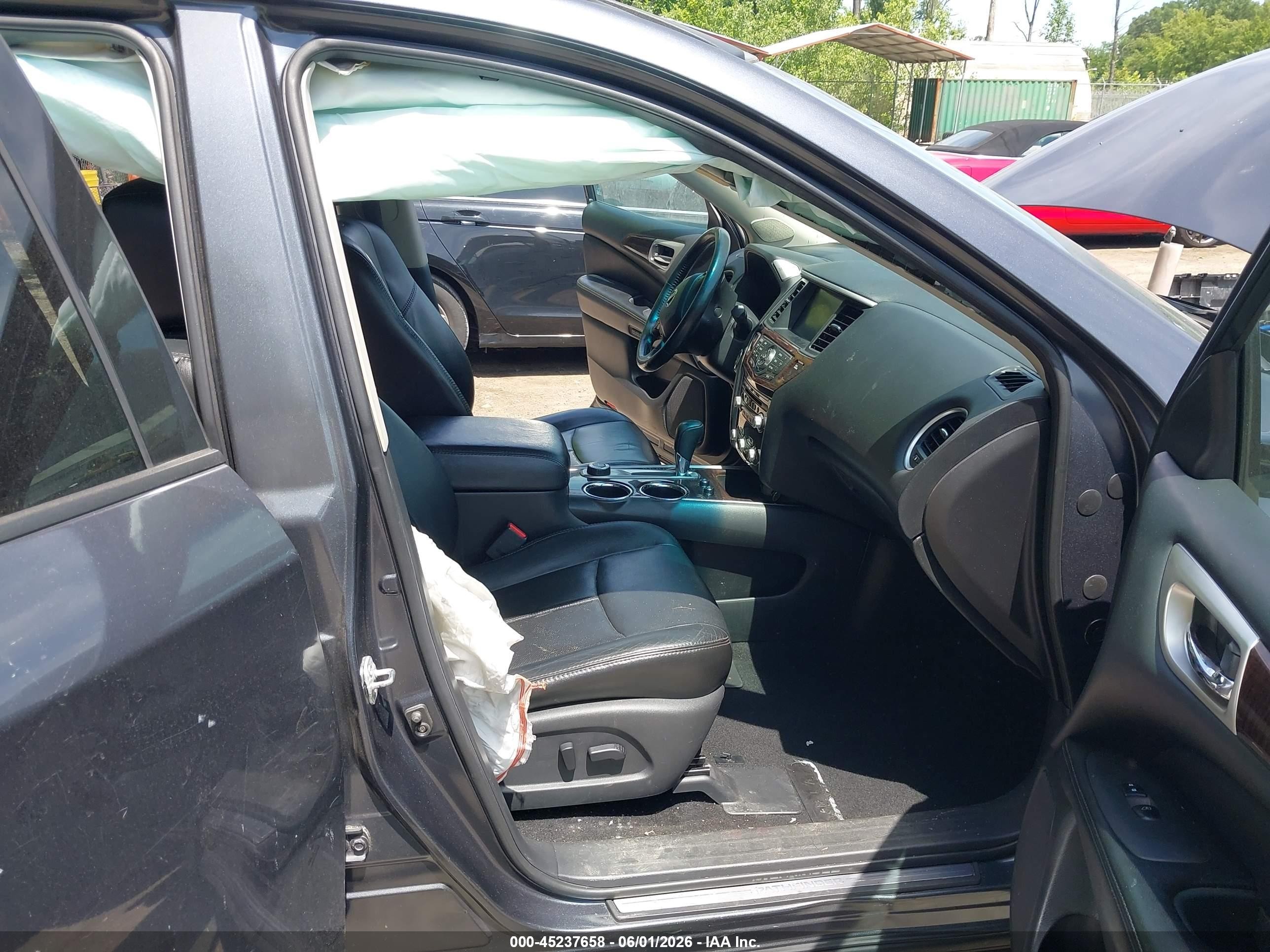 2014 Nissan Pathfinder Platinum Gray vin: 5N1AR2MMXEC624523