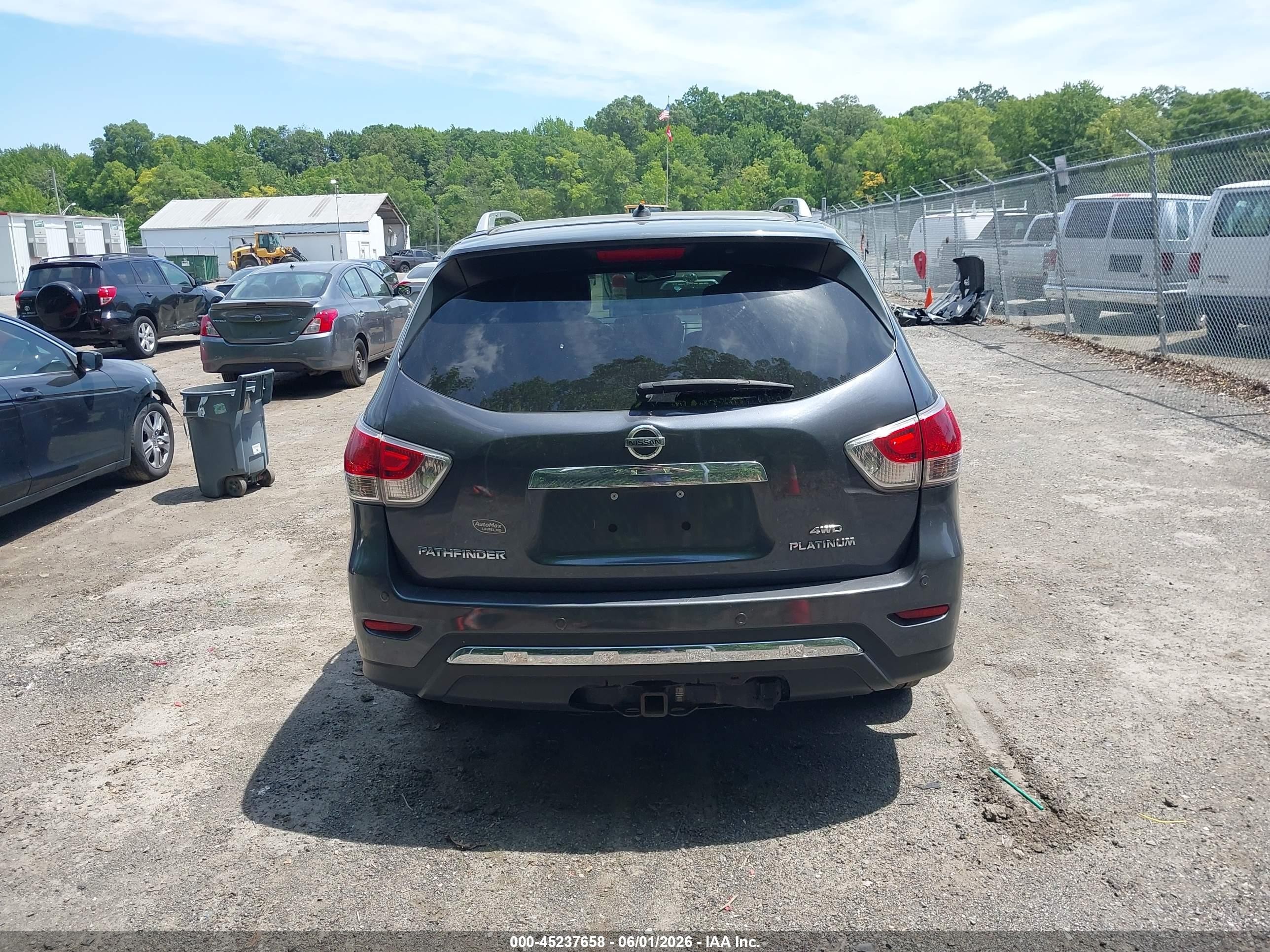 2014 Nissan Pathfinder Platinum Gray vin: 5N1AR2MMXEC624523