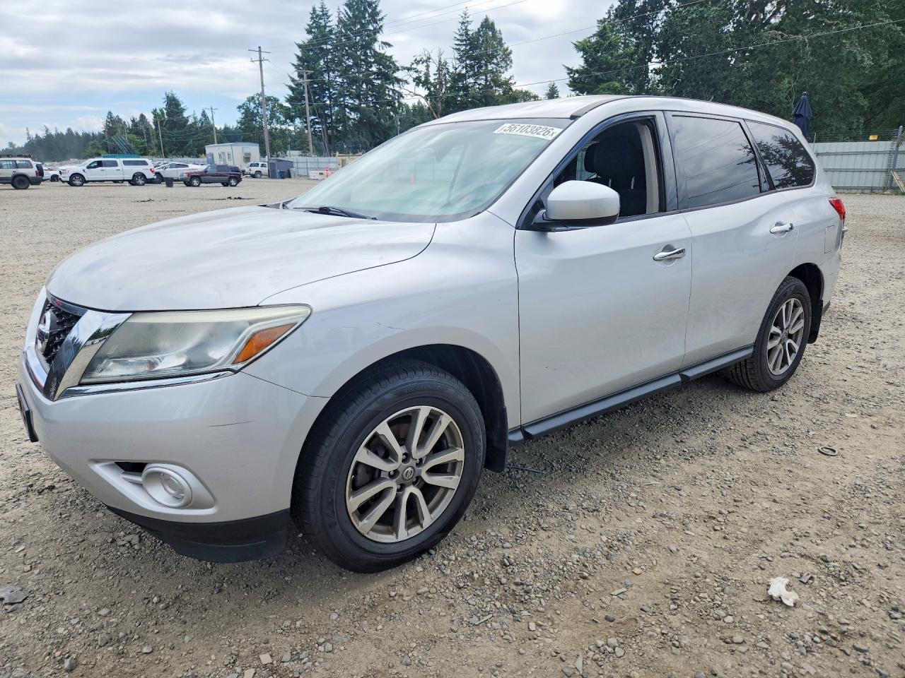 2014 Nissan Pathfinder S Silver vin: 5N1AR2MMXEC692997