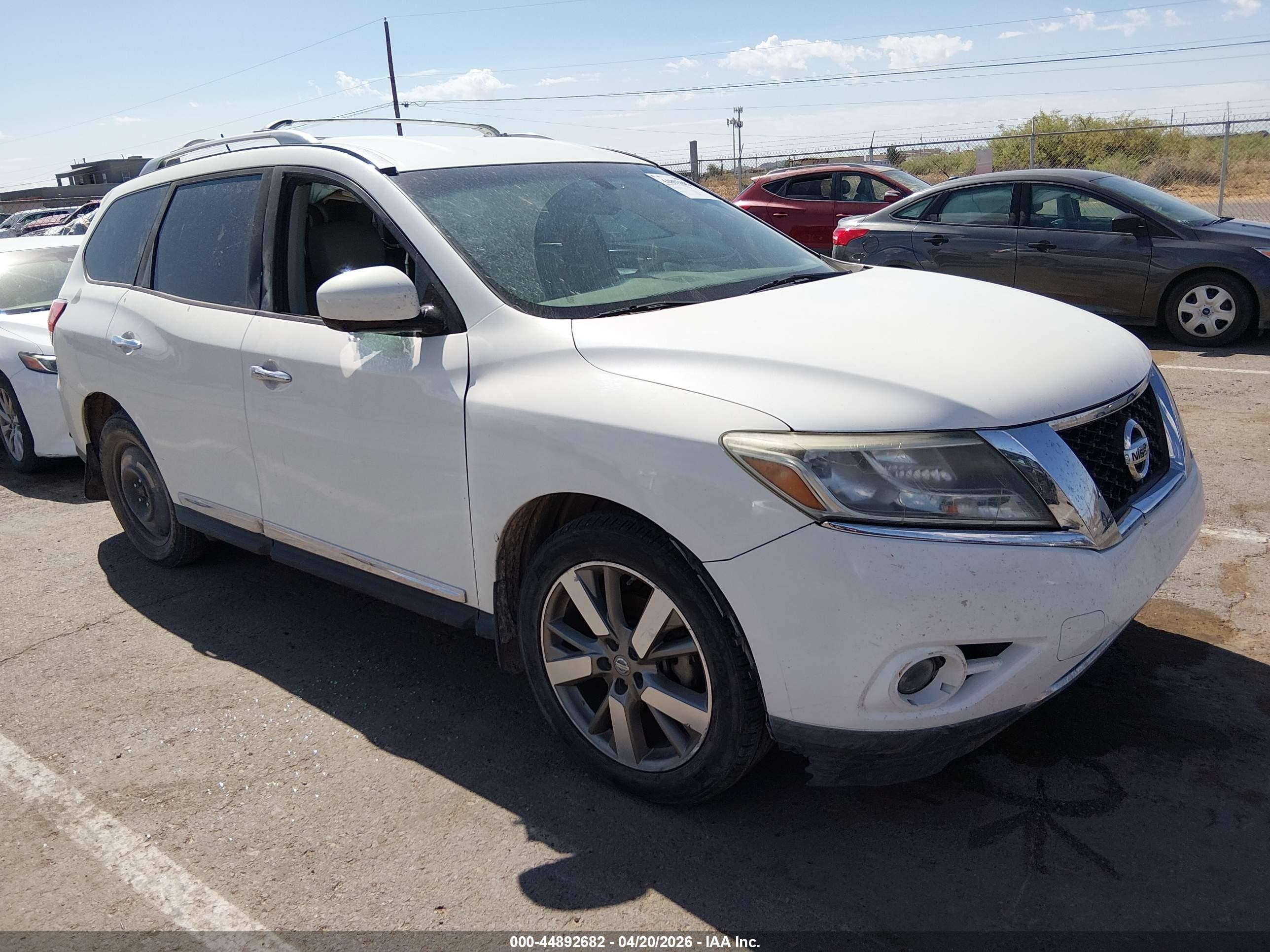2014 Nissan Pathfinder Platinum Белый vin: 5N1AR2MMXEC697424