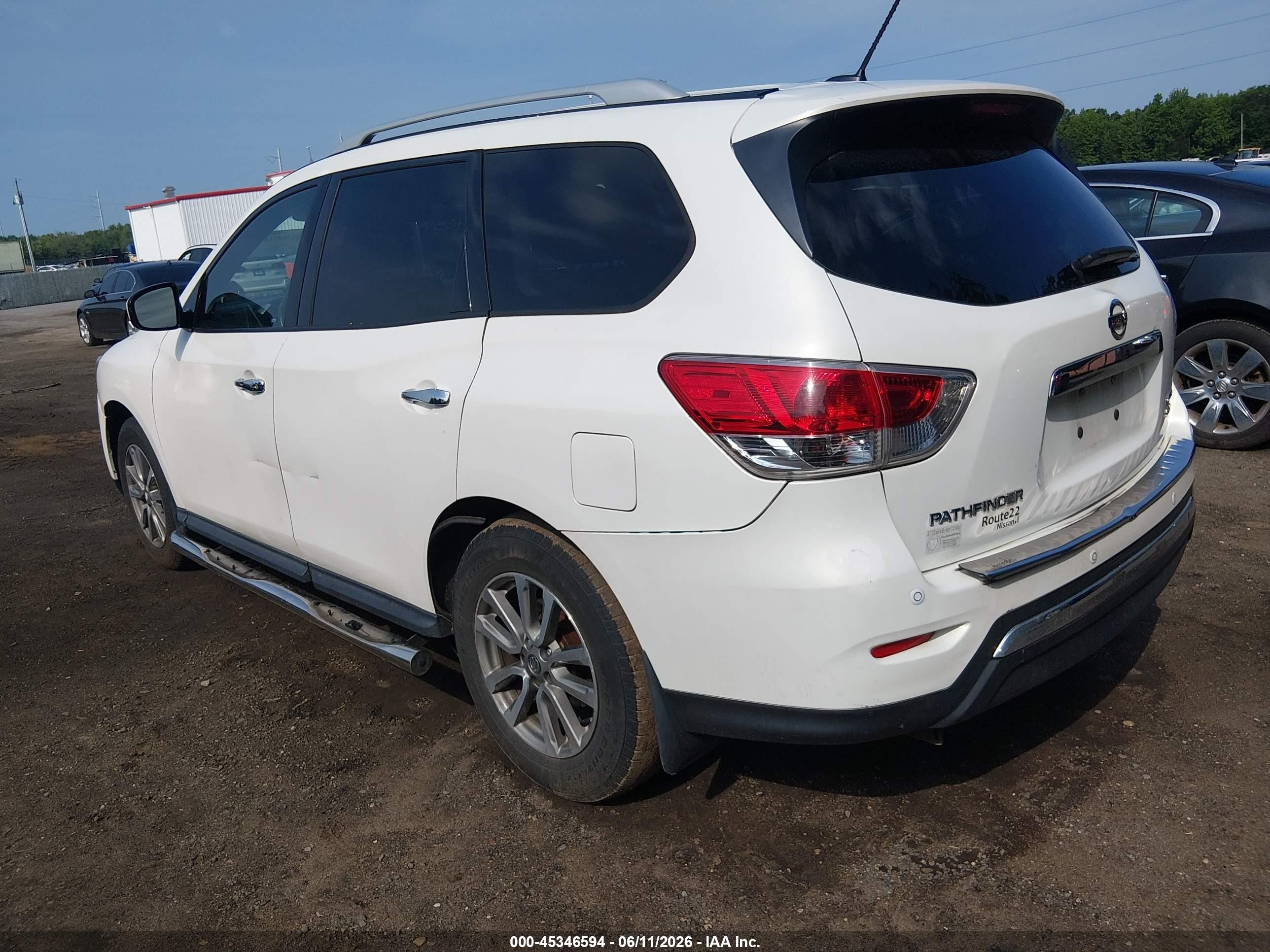 2014 Nissan Pathfinder Sv White vin: 5N1AR2MMXEC705781