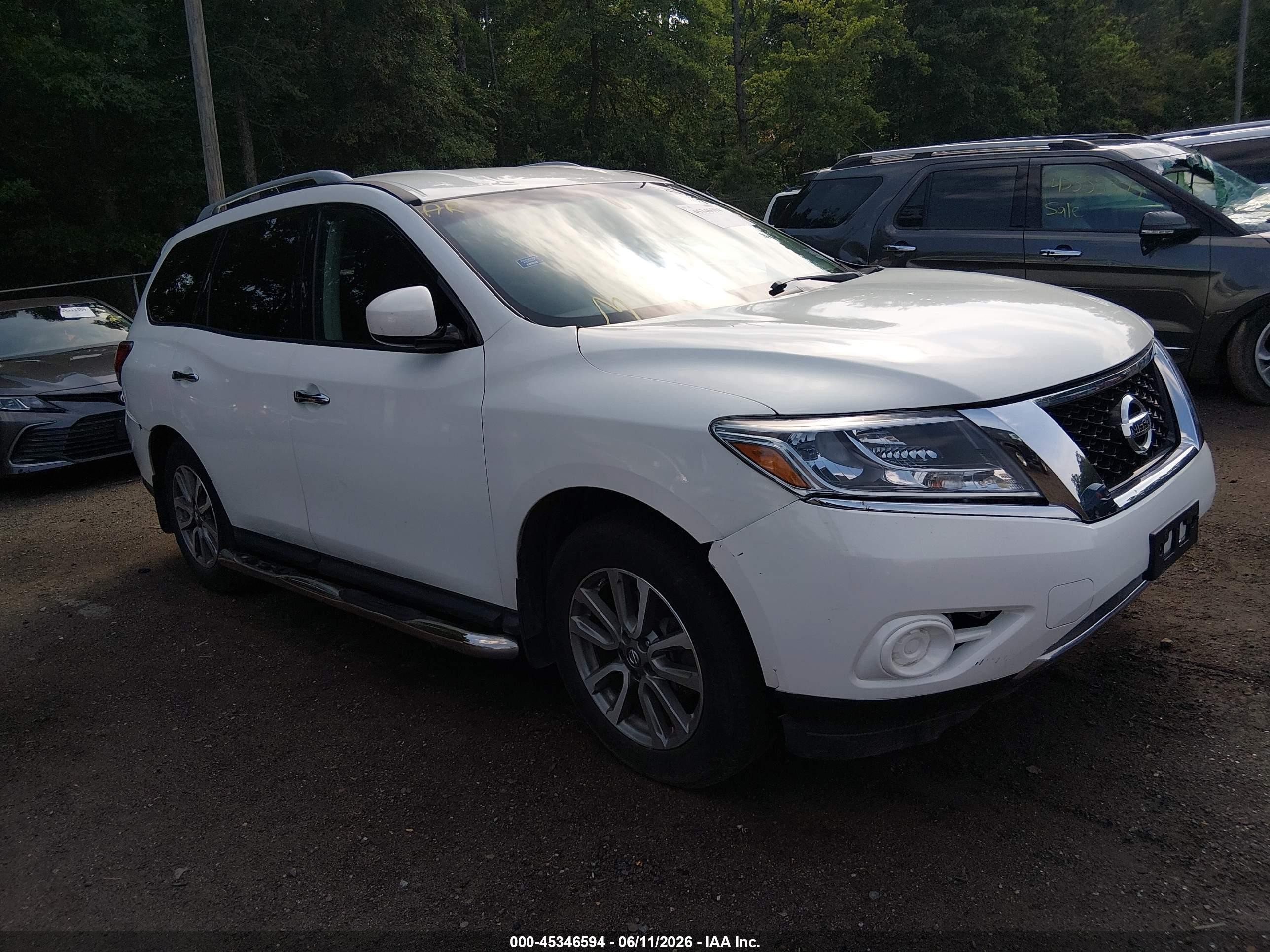 2014 Nissan Pathfinder Sv White vin: 5N1AR2MMXEC705781
