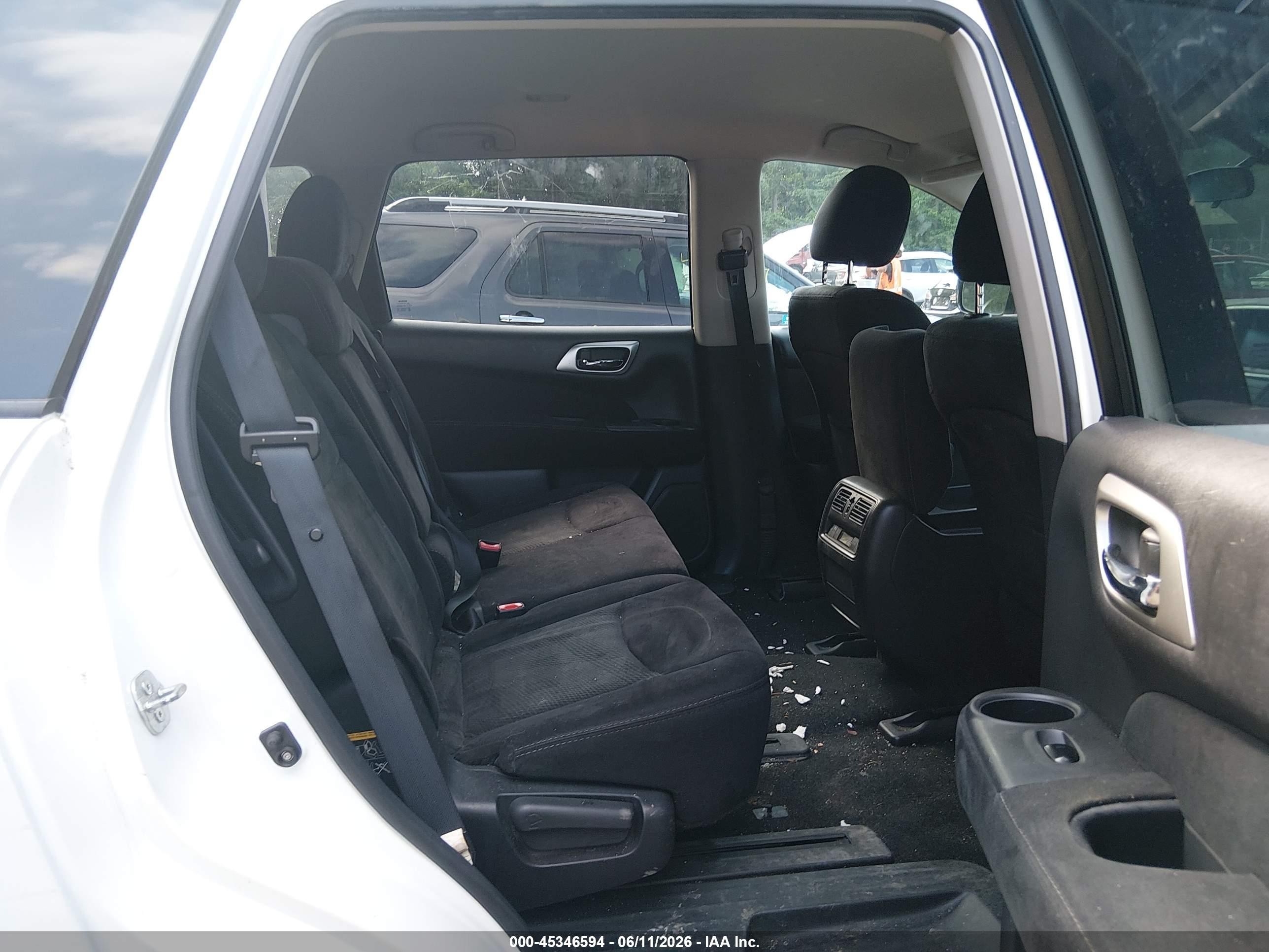 2014 Nissan Pathfinder Sv White vin: 5N1AR2MMXEC705781
