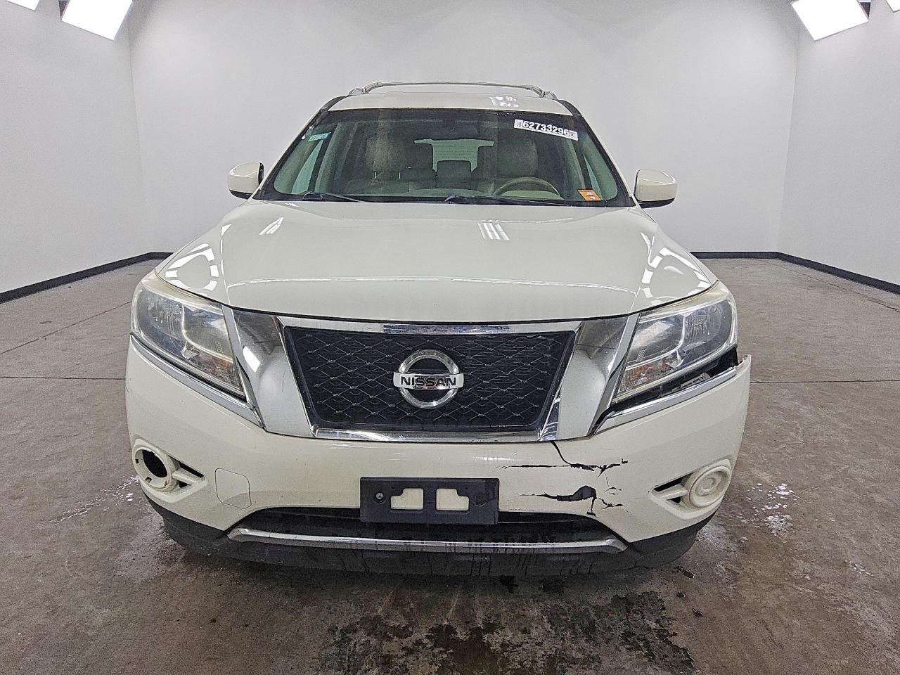 2014 Nissan Pathfinder Sv White vin: 5N1AR2MMXEC715114
