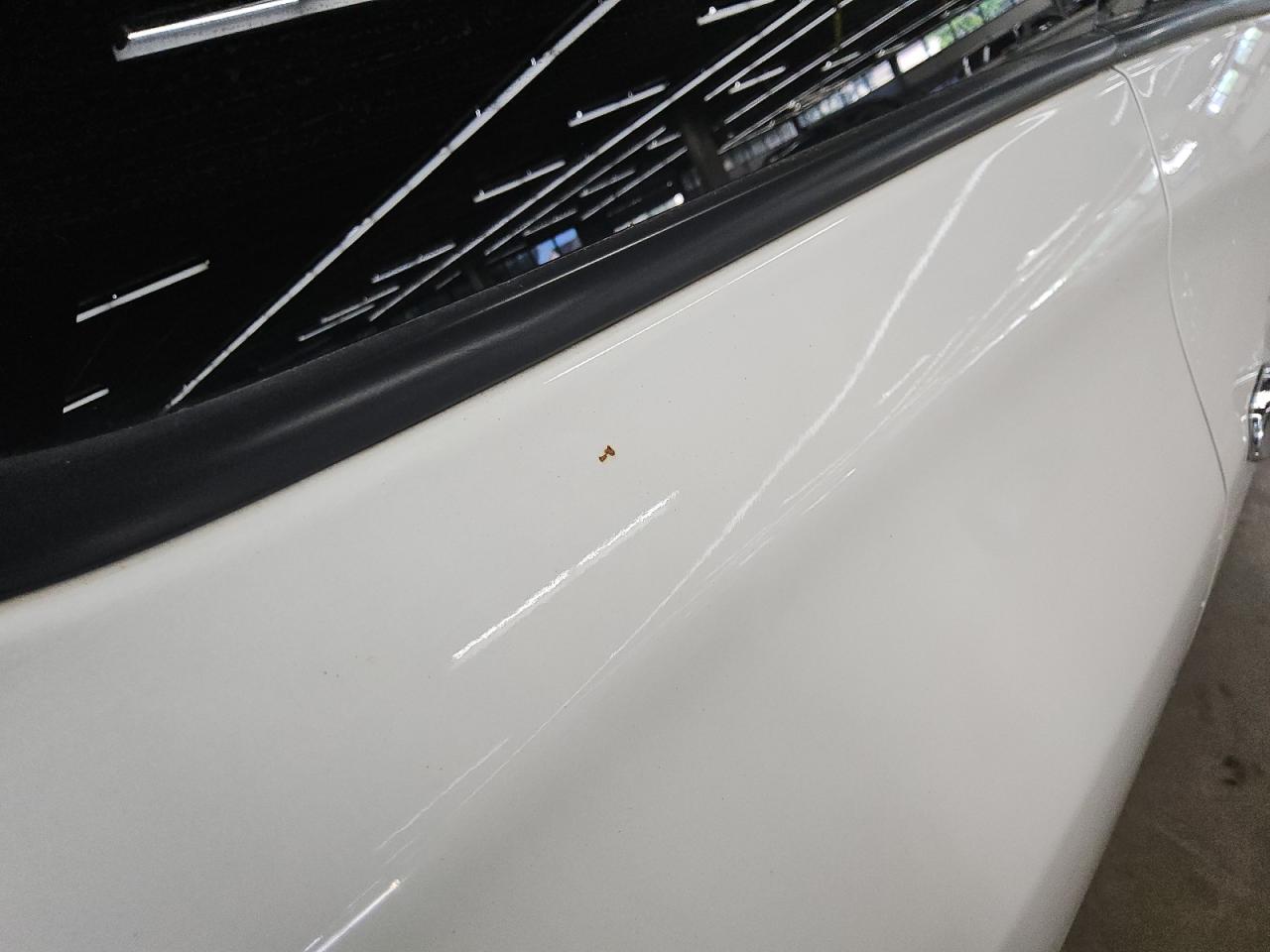 2014 Nissan Pathfinder Sv White vin: 5N1AR2MMXEC715114 Damage: Right Qtr Panel, Rust, 1/8 To 1/2 Inch