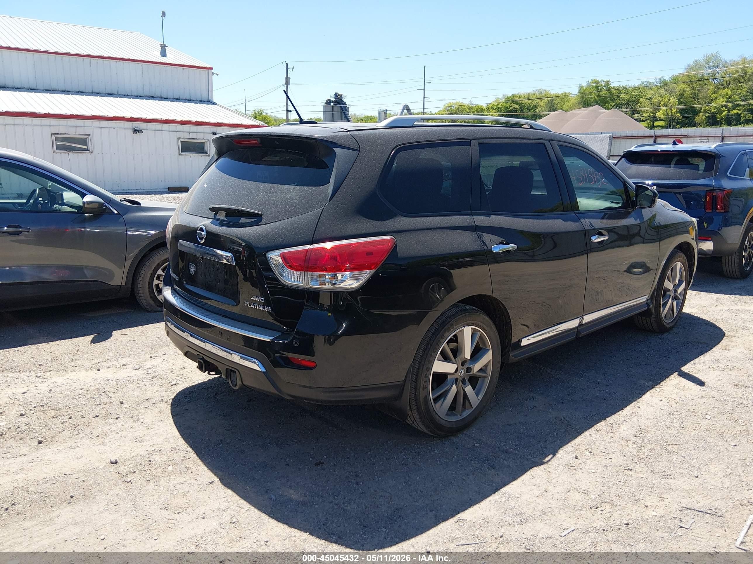 2014 Nissan Pathfinder Platinum Черный vin: 5N1AR2MMXEC715646