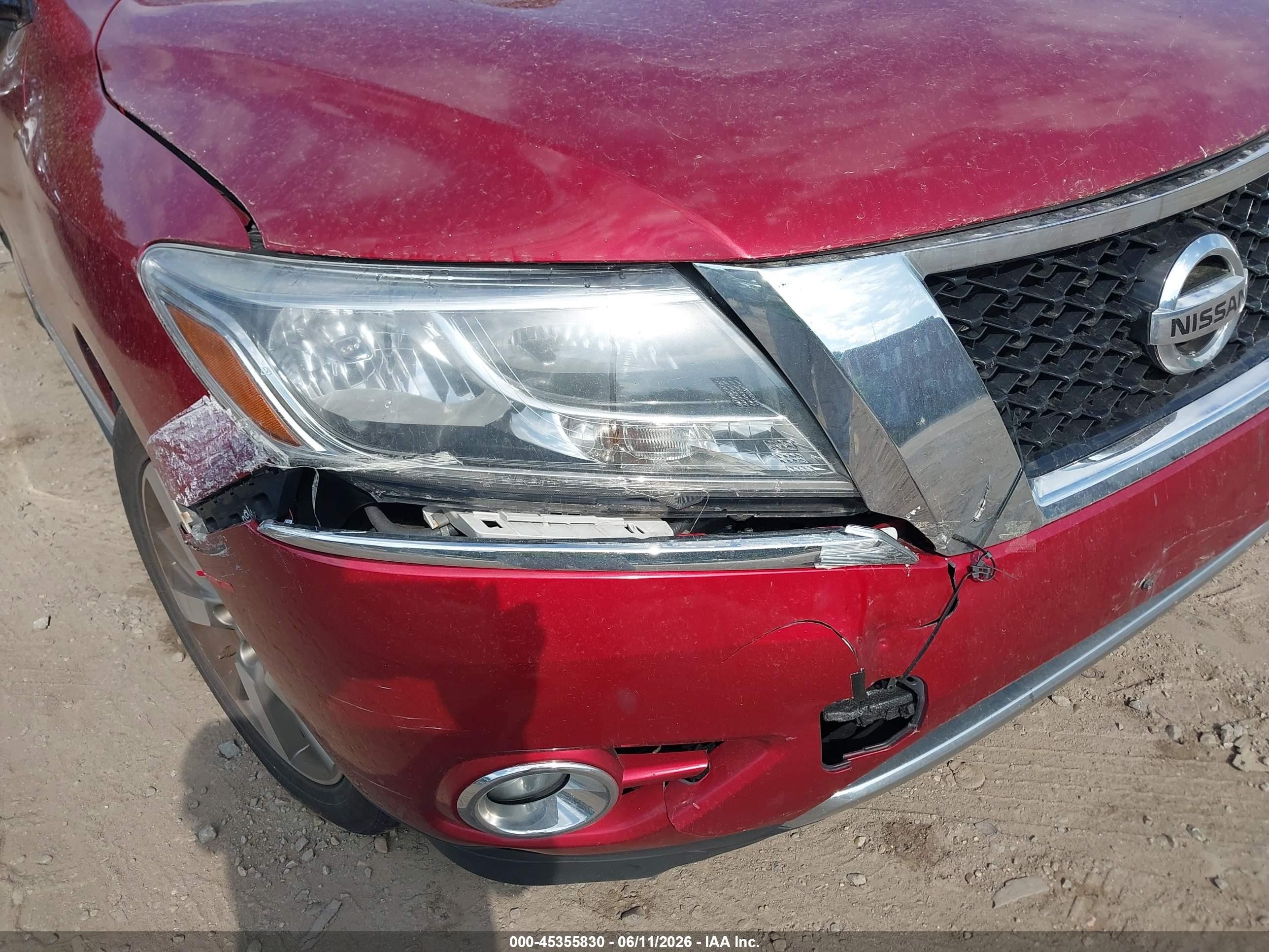 2015 Nissan Pathfinder Platinum Red vin: 5N1AR2MMXFC600451