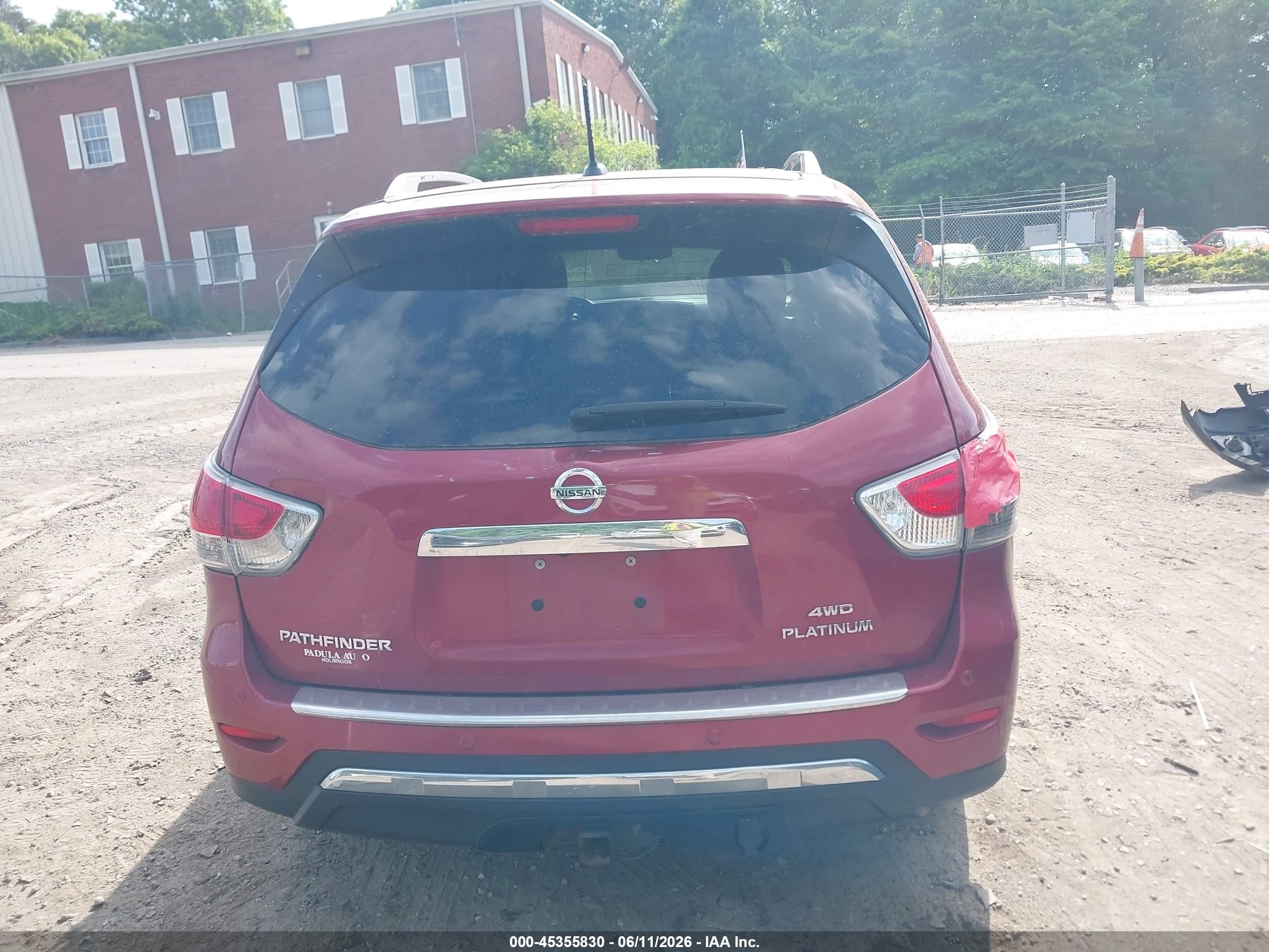 2015 Nissan Pathfinder Platinum Red vin: 5N1AR2MMXFC600451