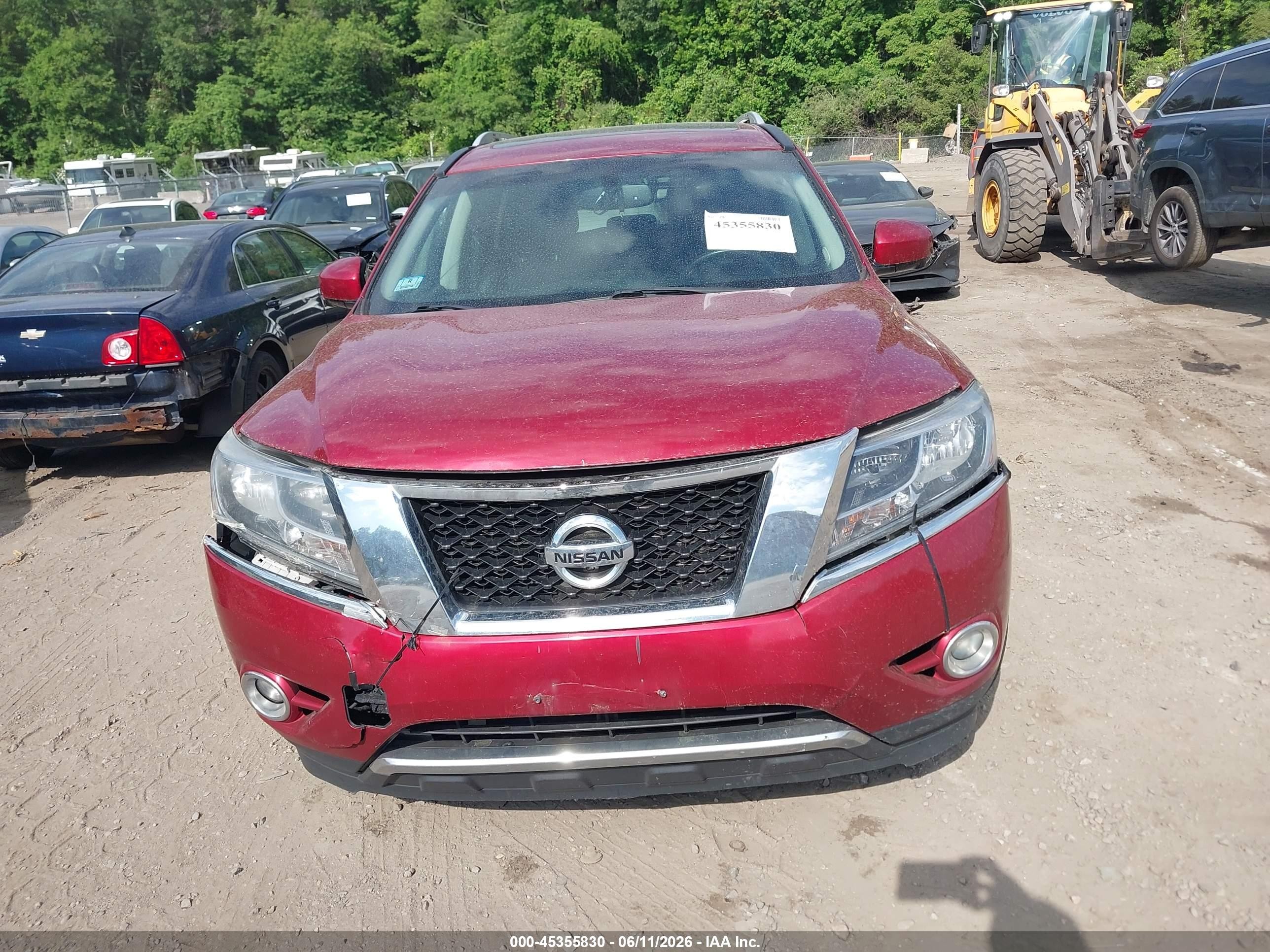 2015 Nissan Pathfinder Platinum Red vin: 5N1AR2MMXFC600451
