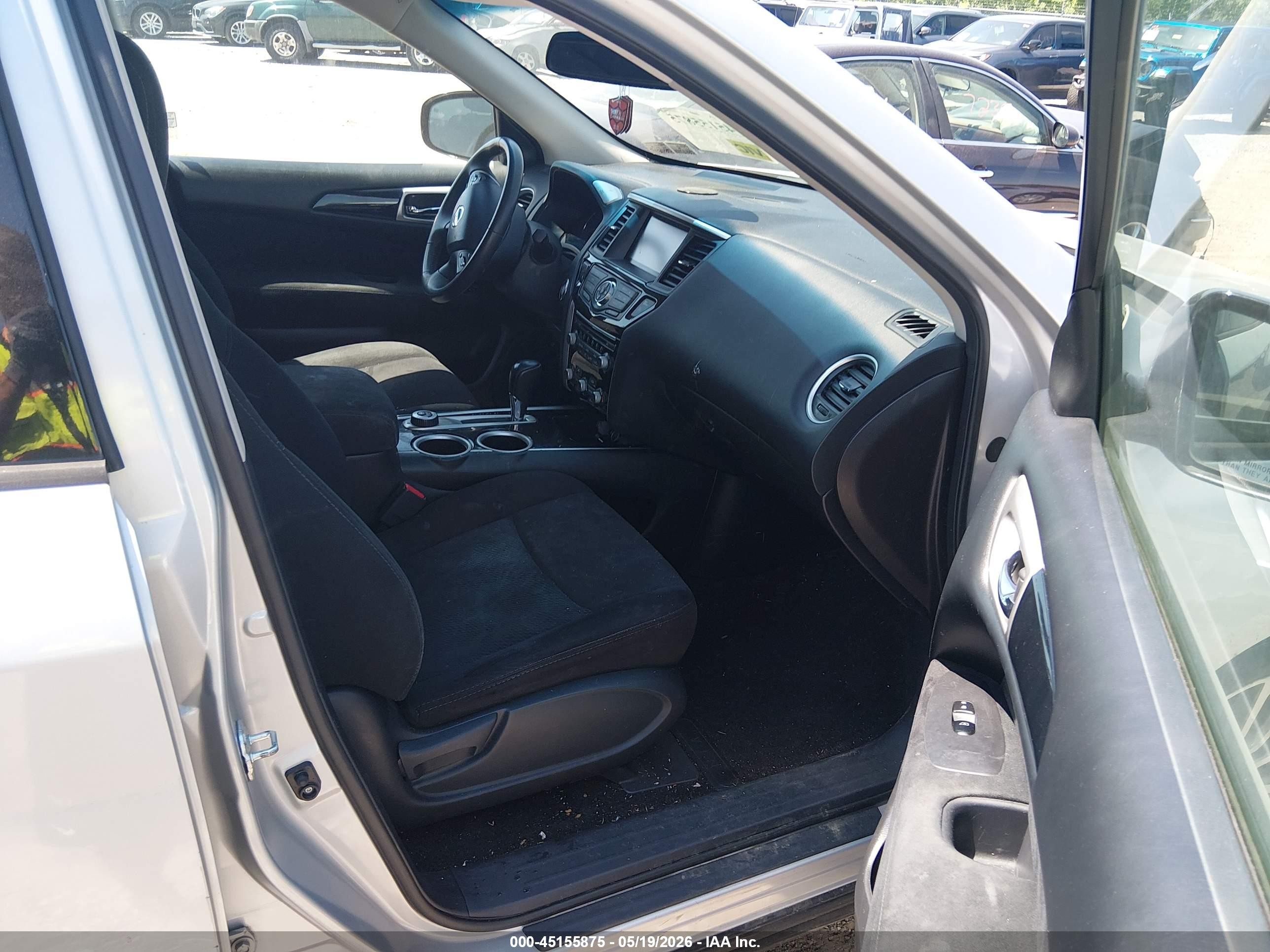 2015 Nissan Pathfinder Sv Silver vin: 5N1AR2MMXFC619159