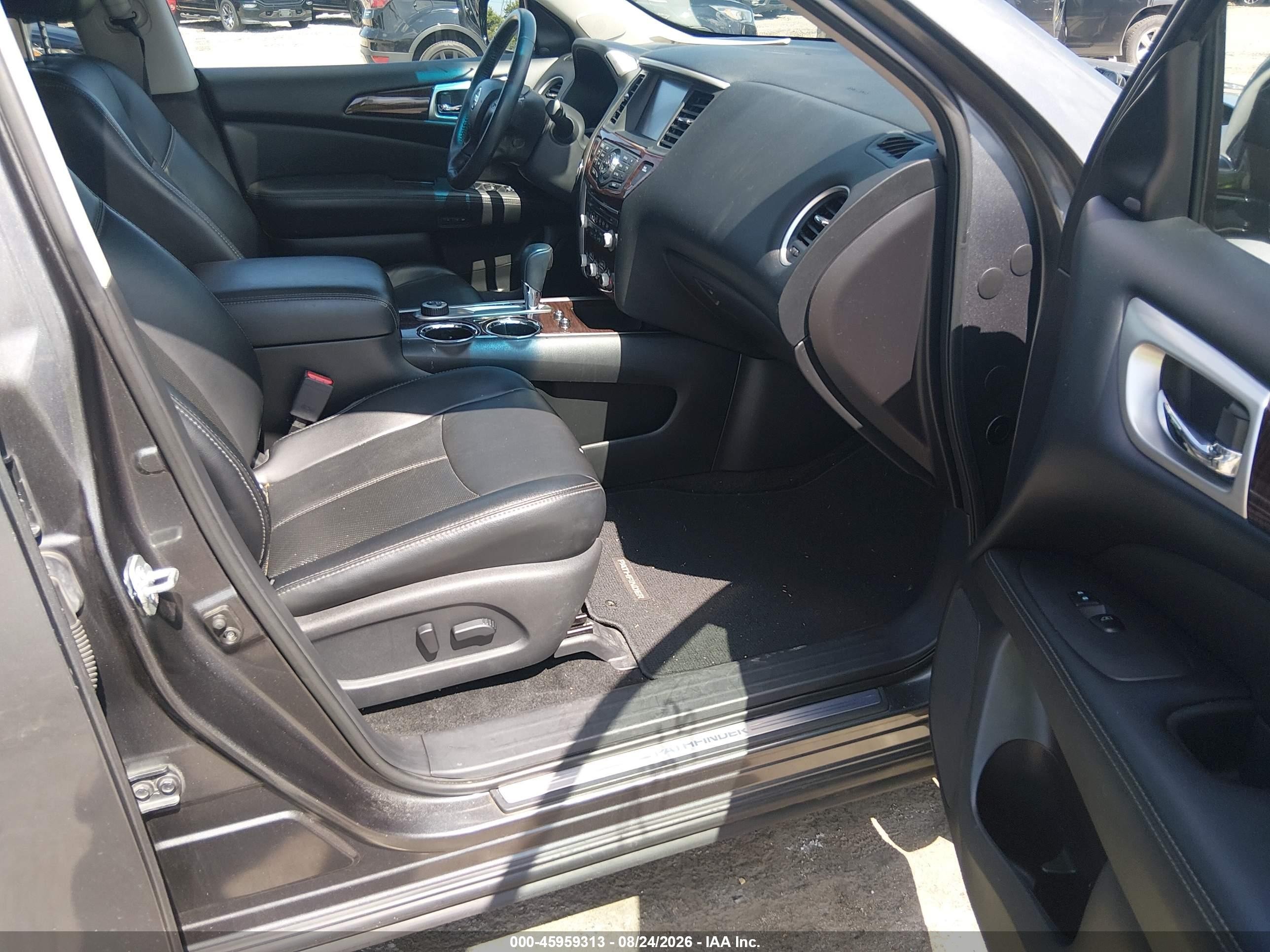 2015 Nissan Pathfinder Platinum Gray vin: 5N1AR2MMXFC631182