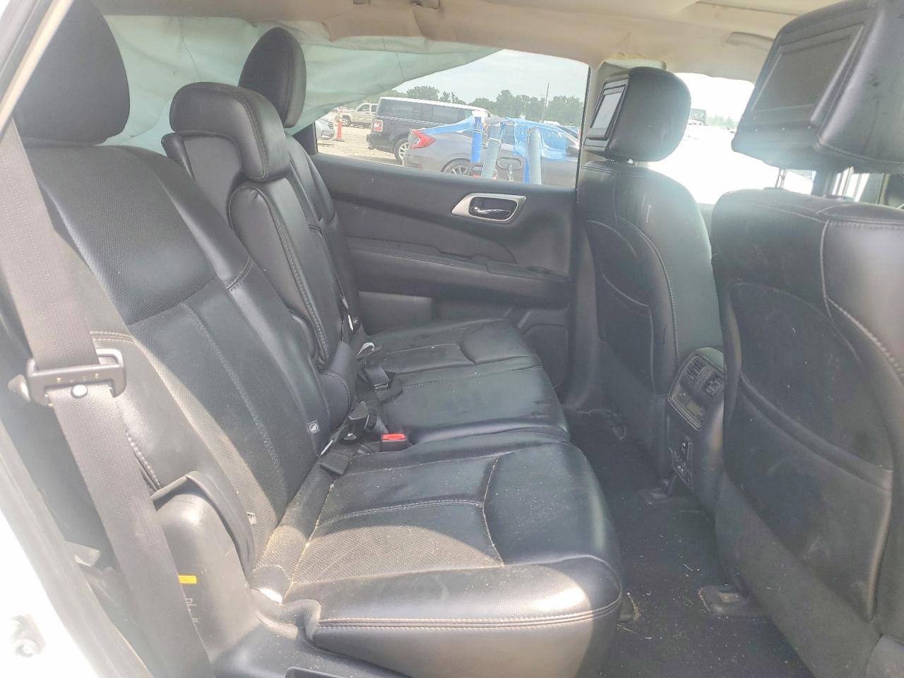2015 Nissan Pathfinder S Белый vin: 5N1AR2MMXFC642599