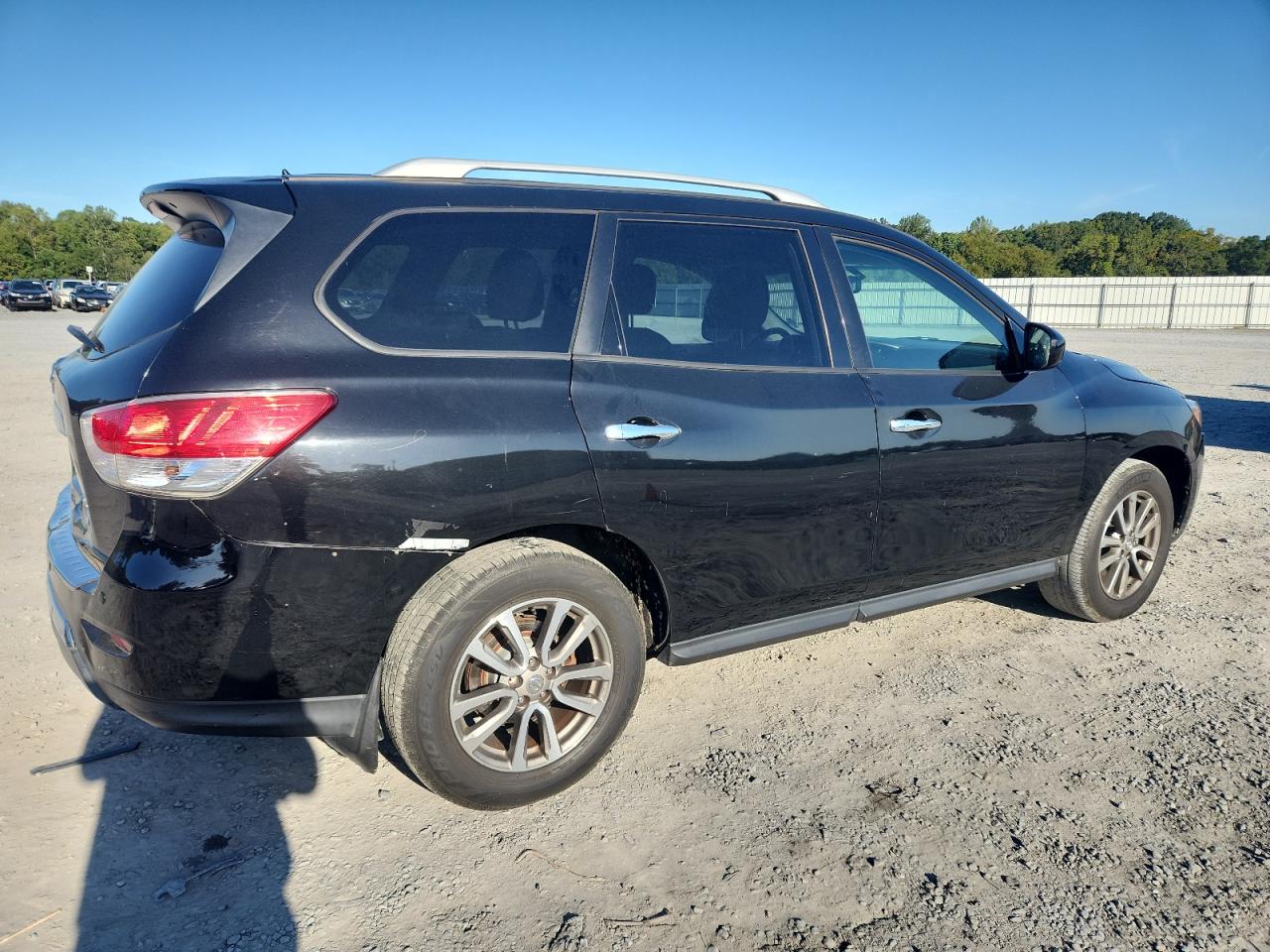 2015 Nissan Pathfinder S Black vin: 5N1AR2MMXFC657586
