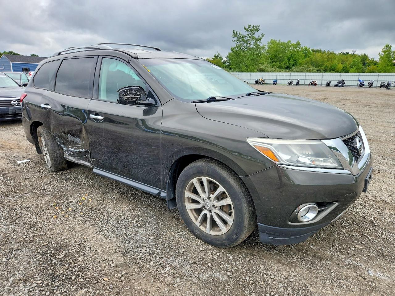2015 Nissan Pathfinder Sv Green vin: 5N1AR2MMXFC658429