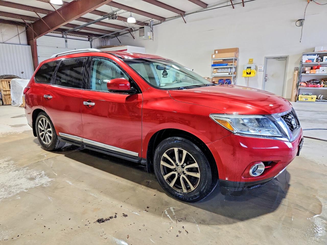 2015 Nissan Pathfinder Sl Red vin: 5N1AR2MMXFC668328