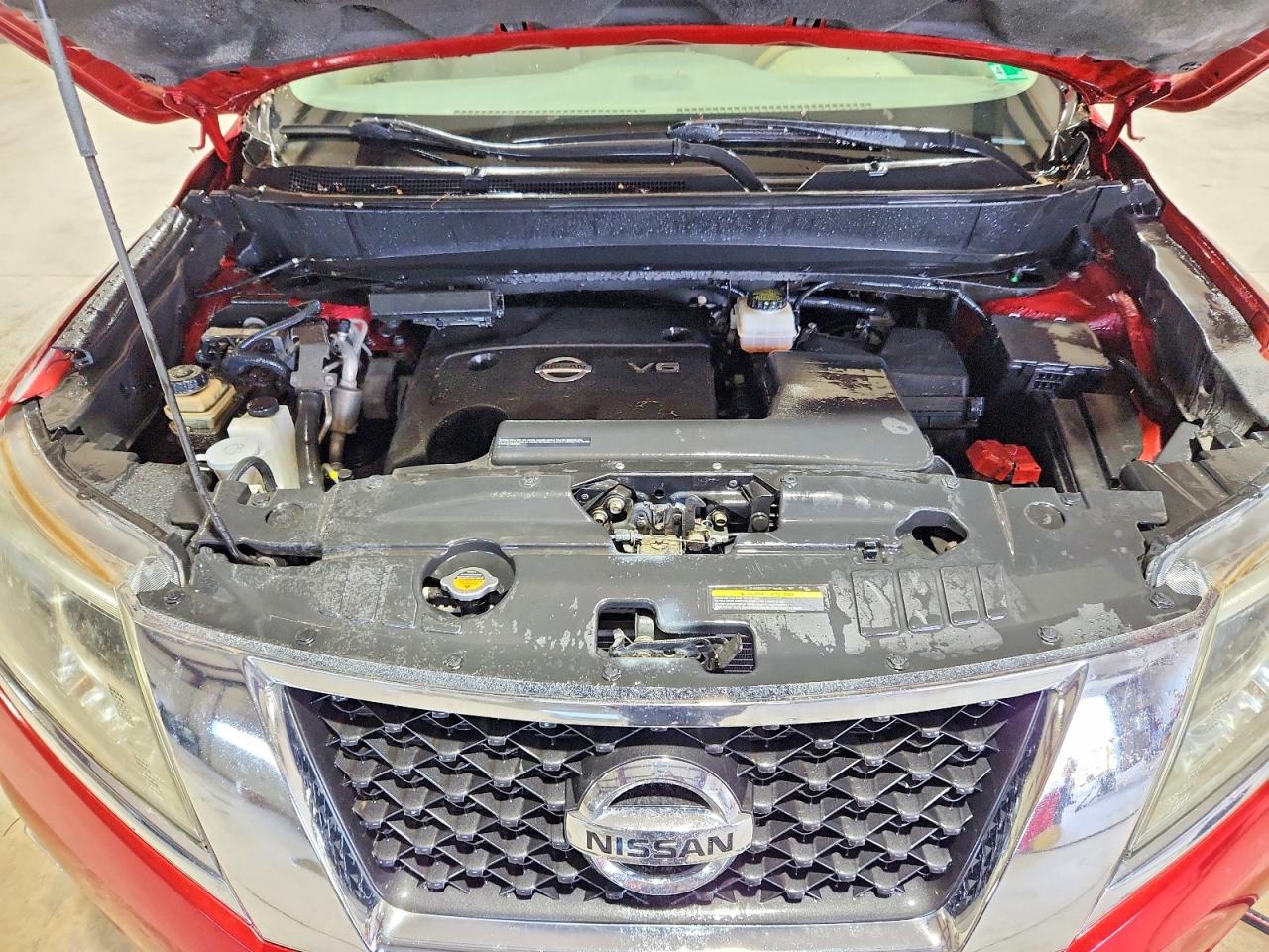 2015 Nissan Pathfinder Sl Red vin: 5N1AR2MMXFC668328