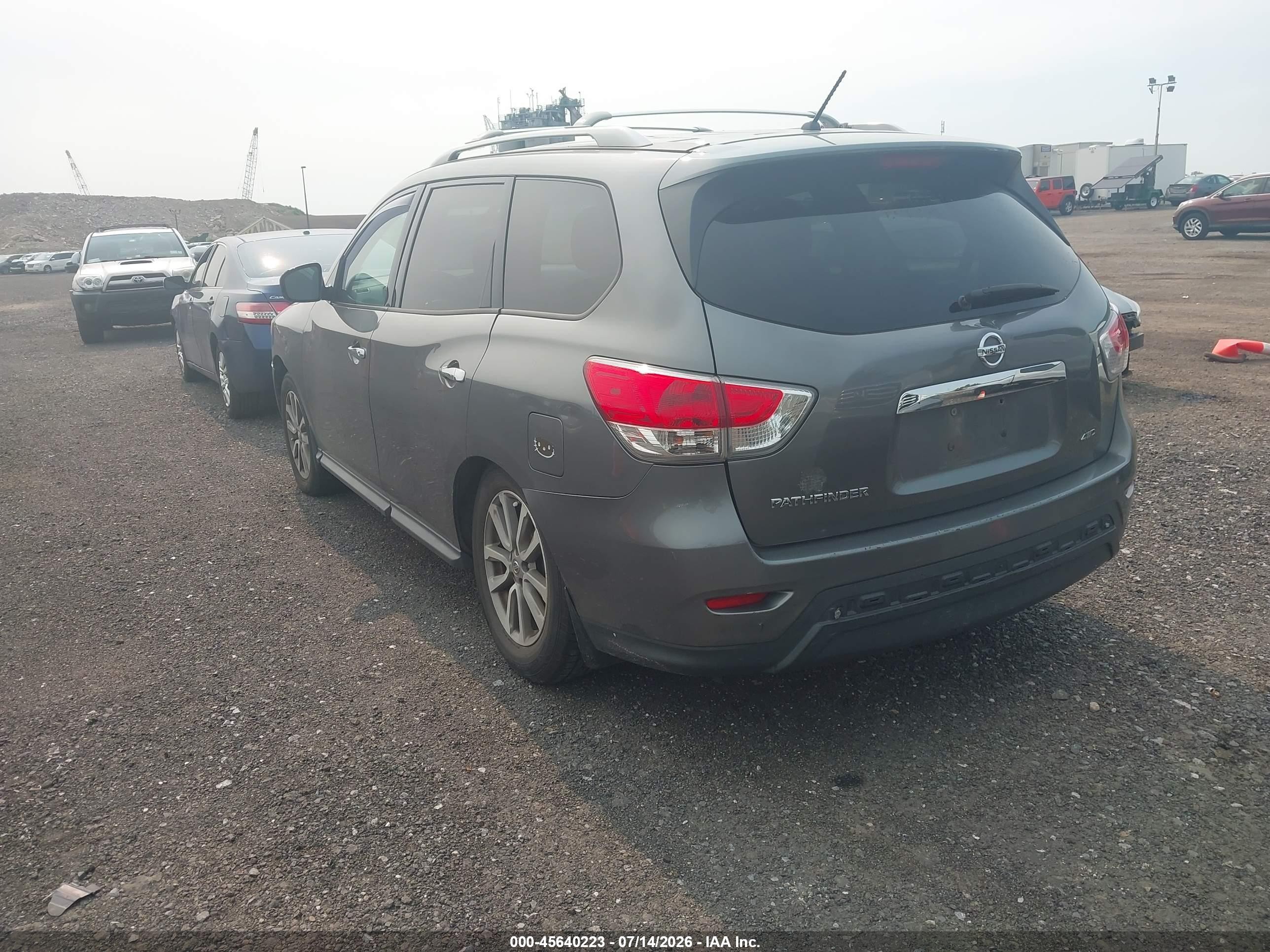 2015 Nissan Pathfinder S Gray vin: 5N1AR2MMXFC695772