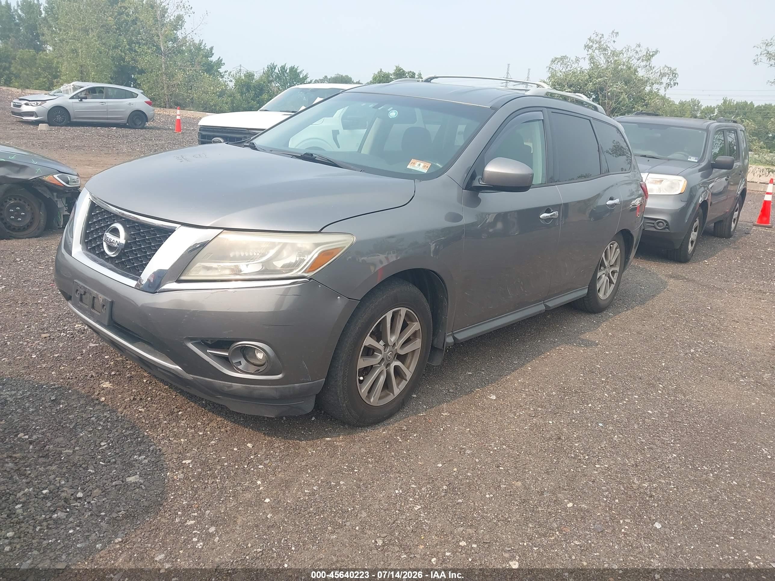 2015 Nissan Pathfinder S Gray vin: 5N1AR2MMXFC695772