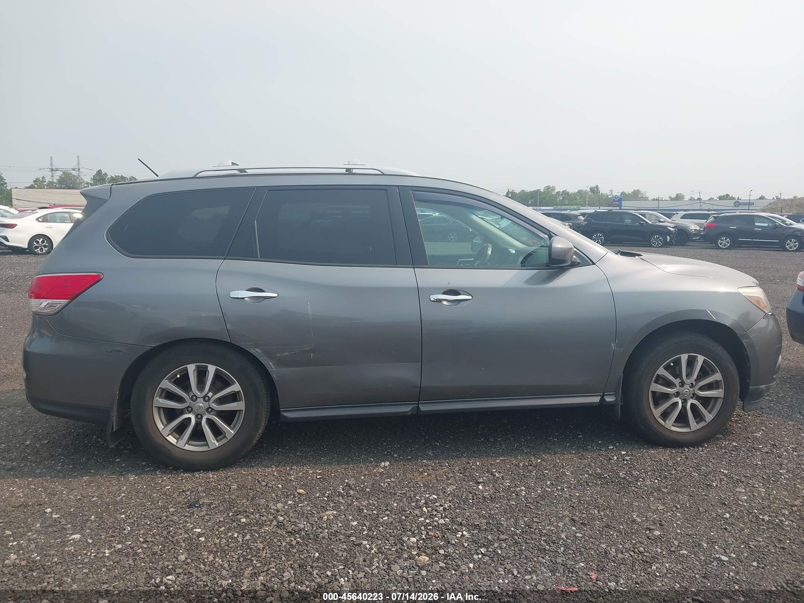 2015 Nissan Pathfinder S Gray vin: 5N1AR2MMXFC695772