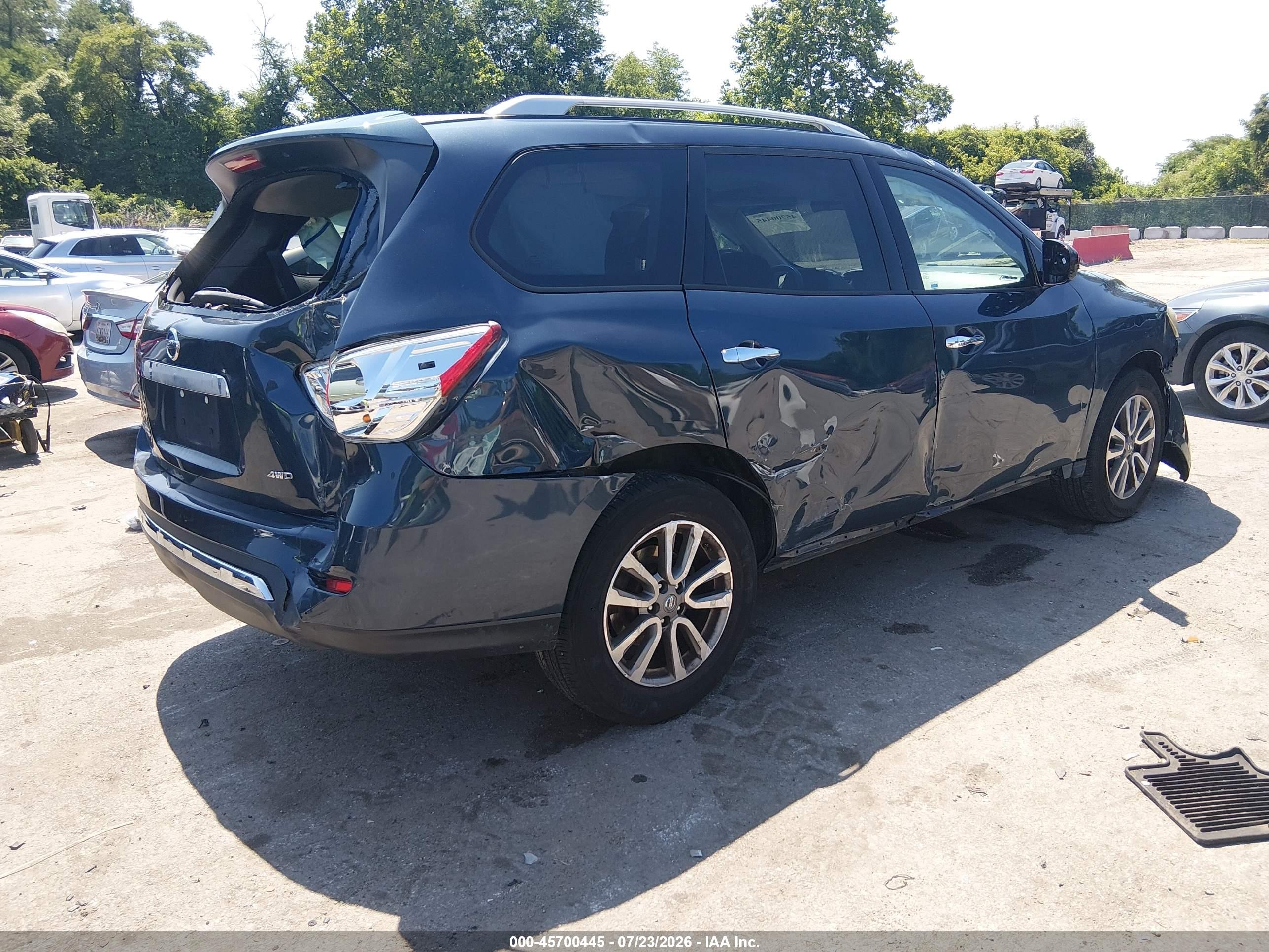 2015 Nissan Pathfinder S Blue vin: 5N1AR2MMXFC698137