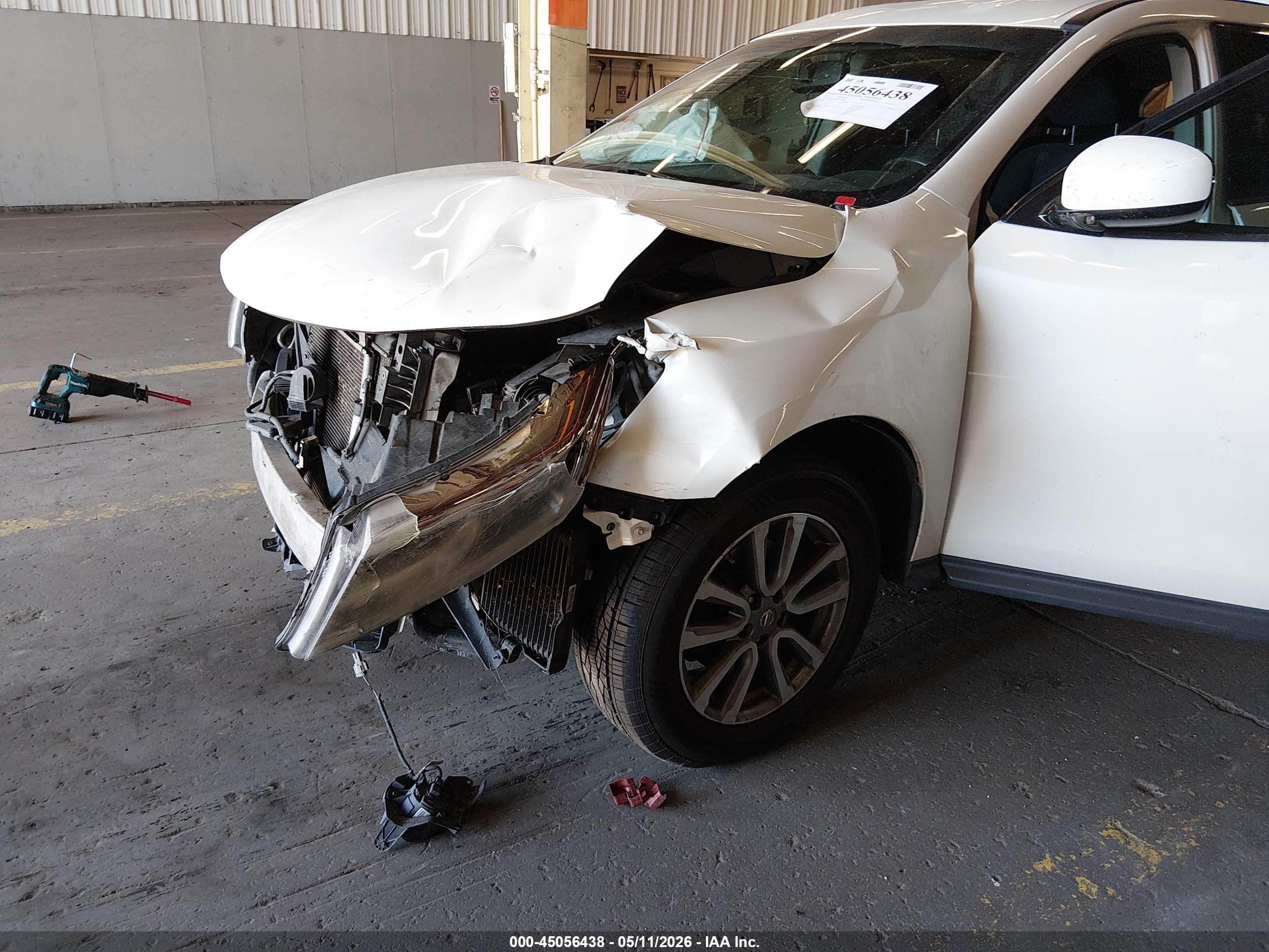 2015 Nissan Pathfinder Sv White vin: 5N1AR2MMXFC698915