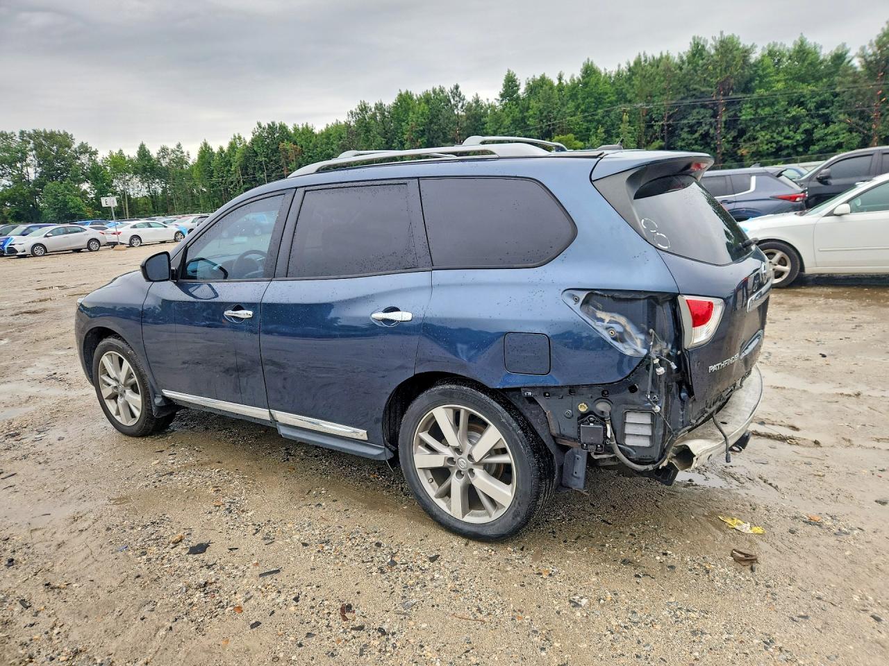 2015 Nissan Pathfinder S Blue vin: 5N1AR2MMXFC706205