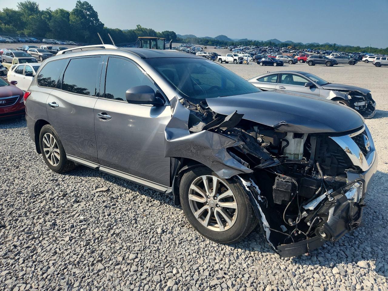 2015 Nissan Pathfinder S Gray vin: 5N1AR2MMXFC711548