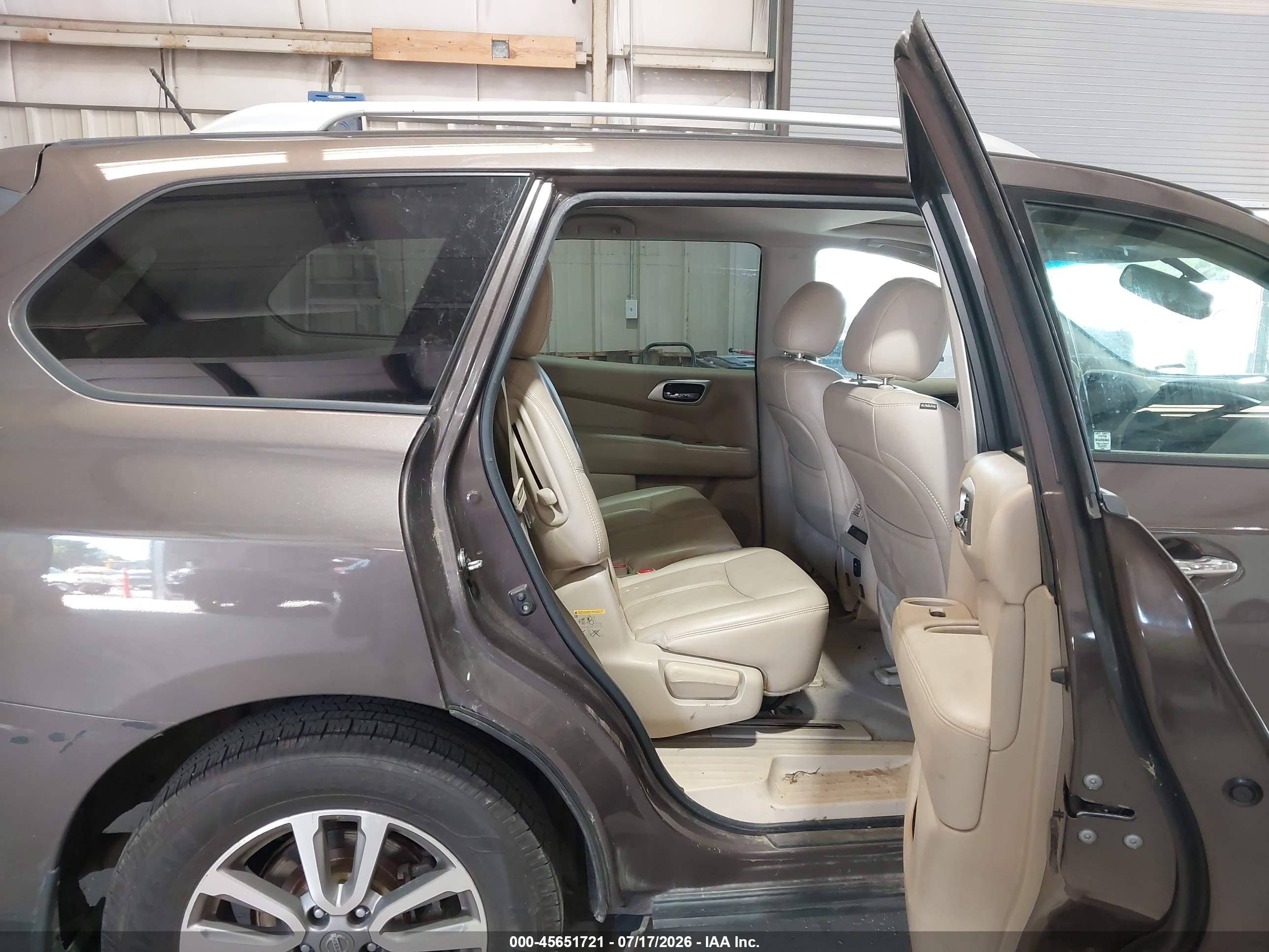2015 Nissan Pathfinder Sl Brown vin: 5N1AR2MMXFC719620
