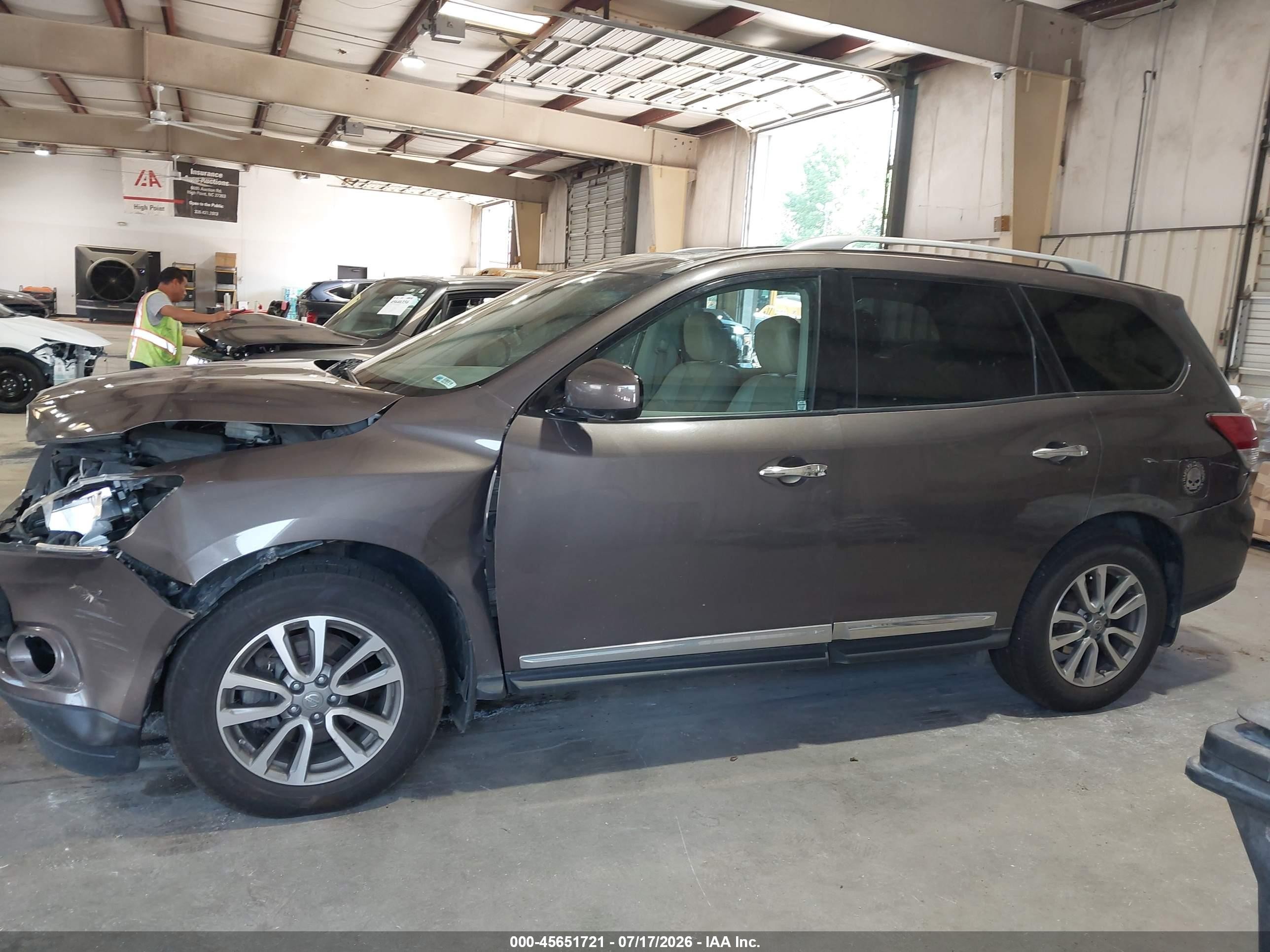 2015 Nissan Pathfinder Sl Brown vin: 5N1AR2MMXFC719620