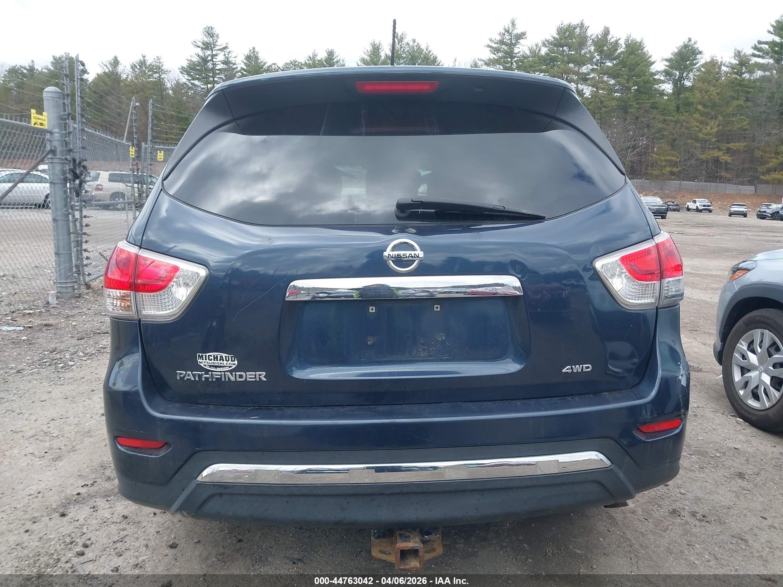 2016 Nissan Pathfinder S Dark Blue vin: 5N1AR2MMXGC646170