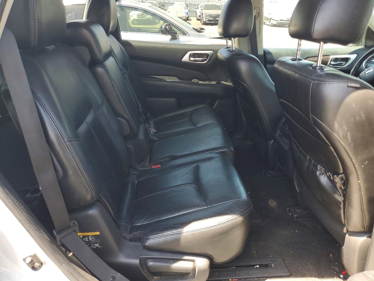2013 Nissan Pathfinder S Silver vin: 5N1AR2MN0DC610086