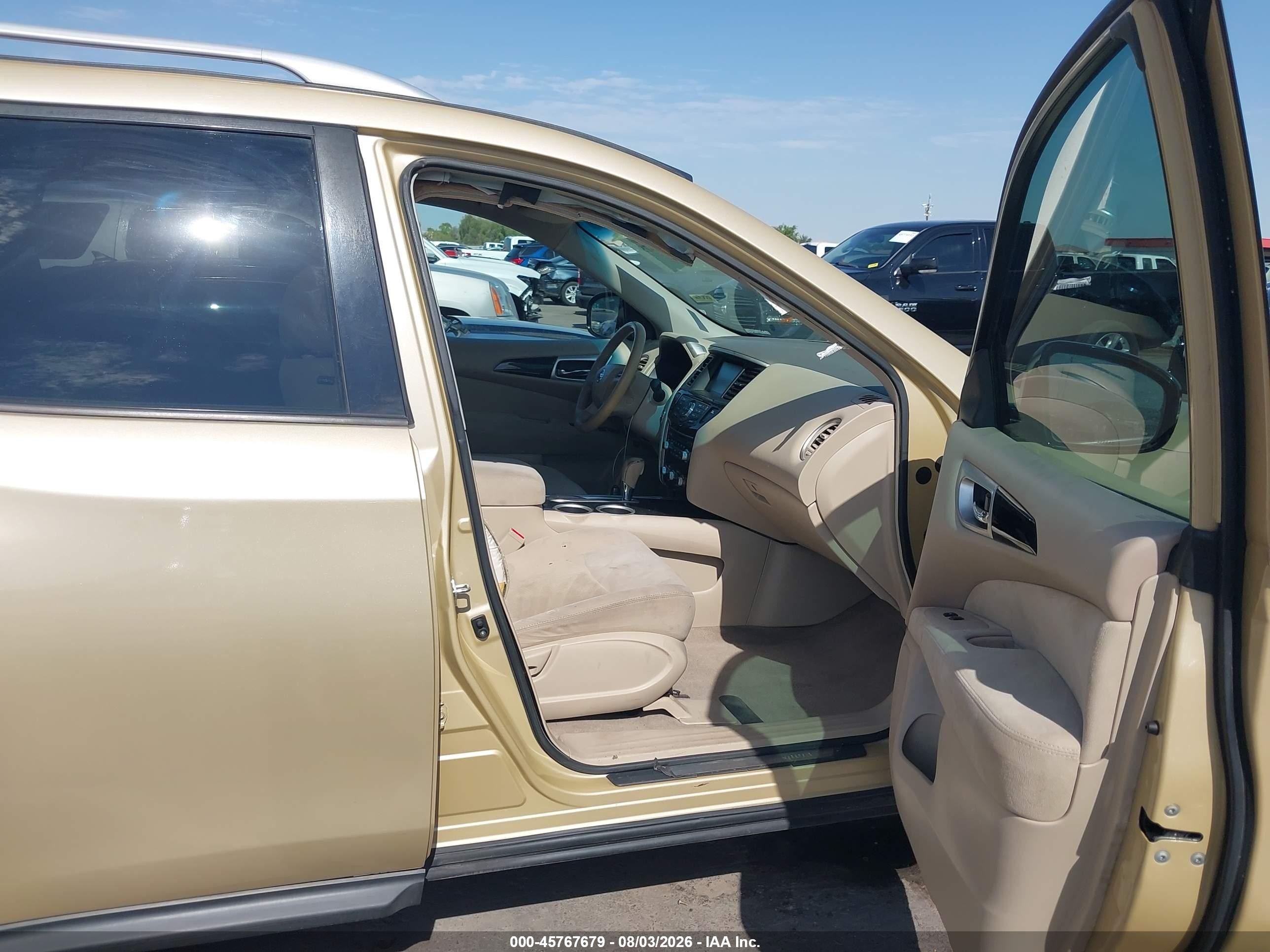 2013 Nissan Pathfinder Sv Золотой vin: 5N1AR2MN0DC621637