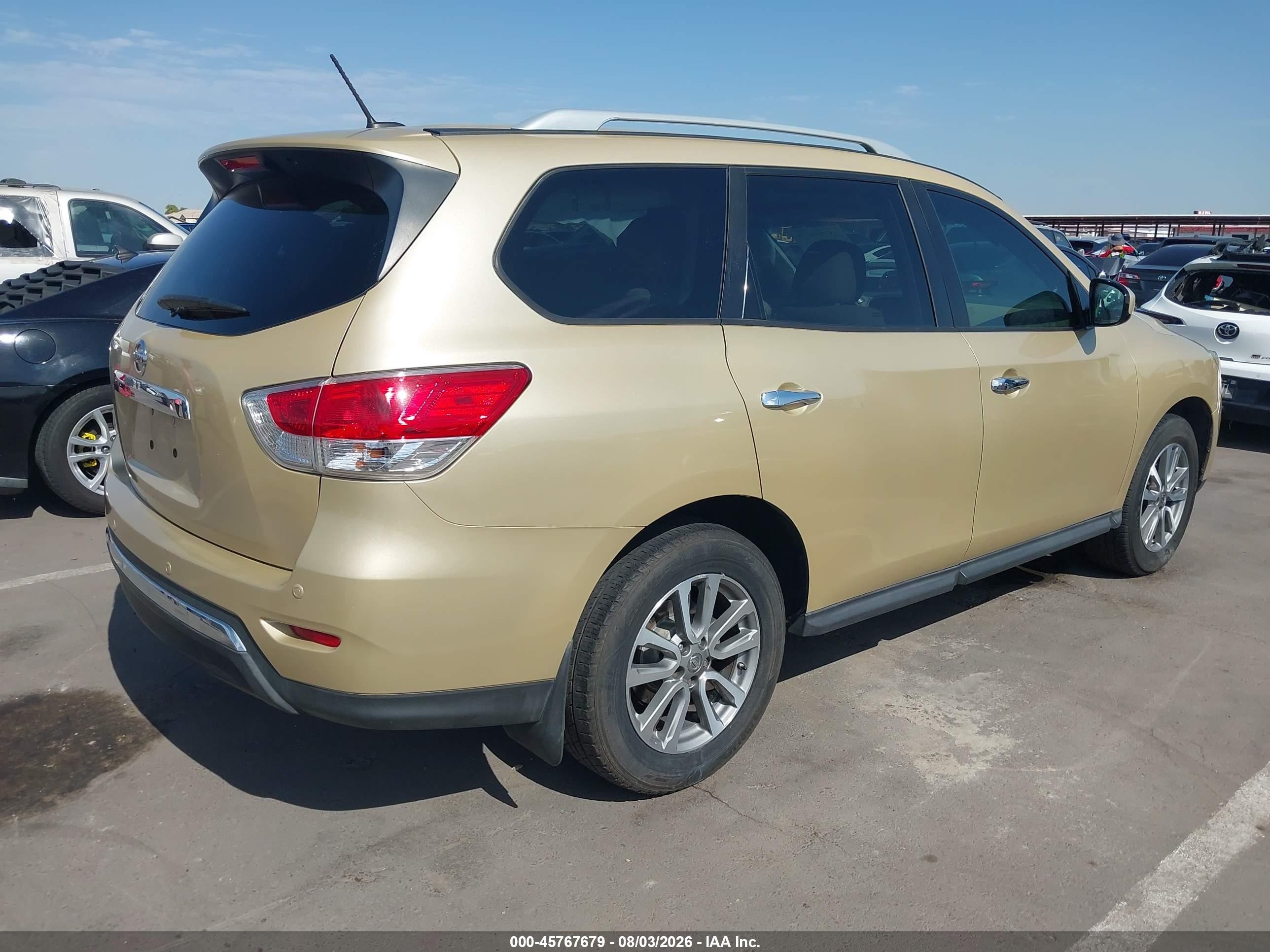2013 Nissan Pathfinder Sv Золотой vin: 5N1AR2MN0DC621637