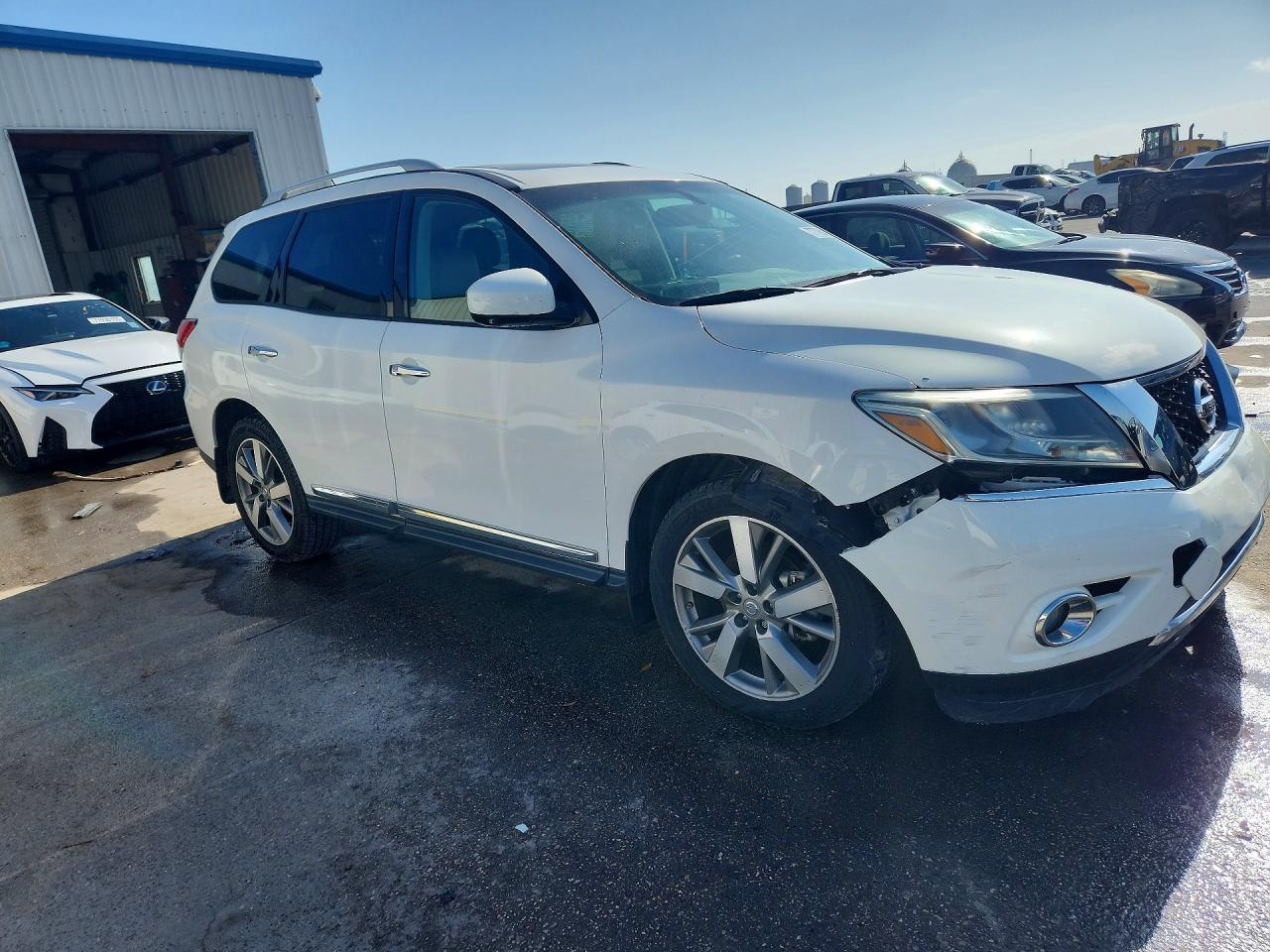 2013 Nissan Pathfinder S White vin: 5N1AR2MN0DC650135