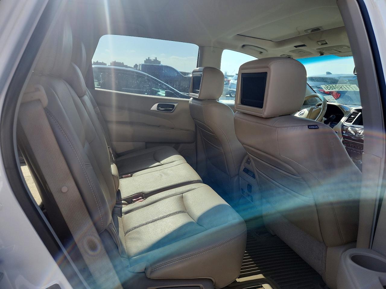 2013 Nissan Pathfinder S White vin: 5N1AR2MN0DC650135