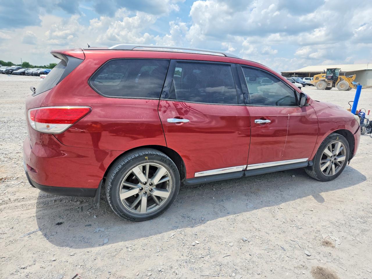 2013 Nissan Pathfinder S Red vin: 5N1AR2MN0DC667789