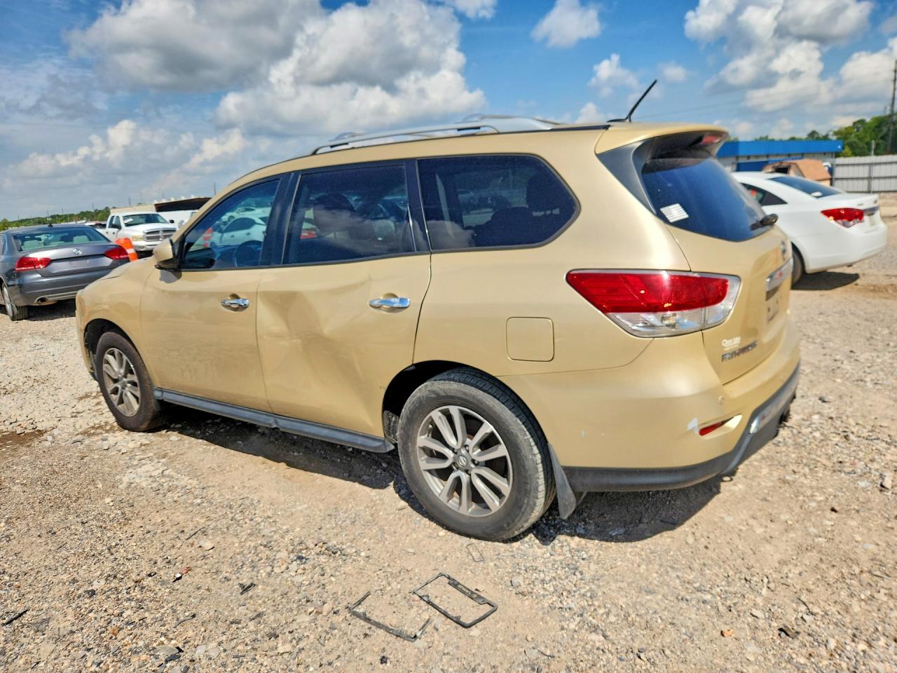 2013 Nissan Pathfinder S Gold vin: 5N1AR2MN0DC680235