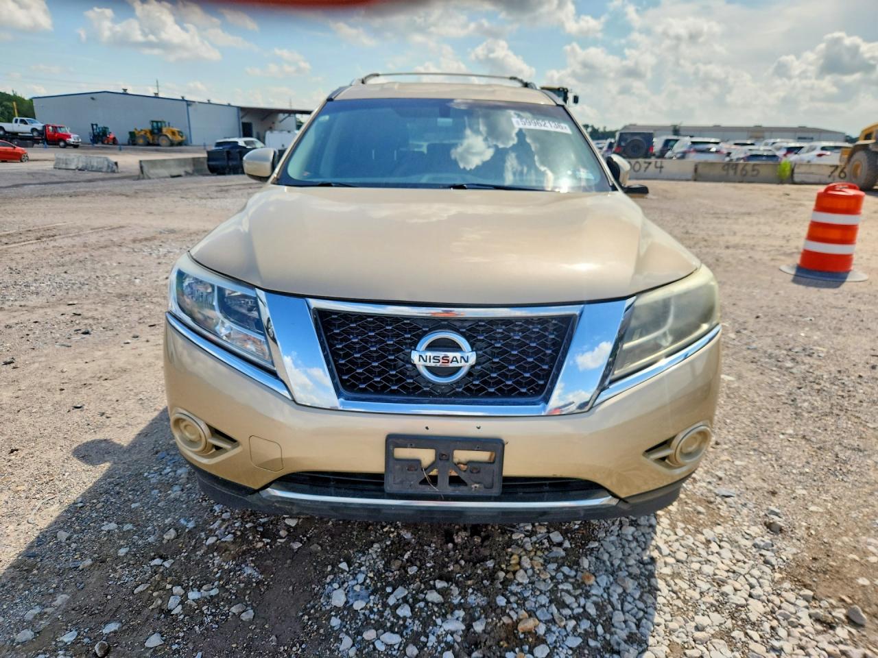 2013 Nissan Pathfinder S Gold vin: 5N1AR2MN0DC680235