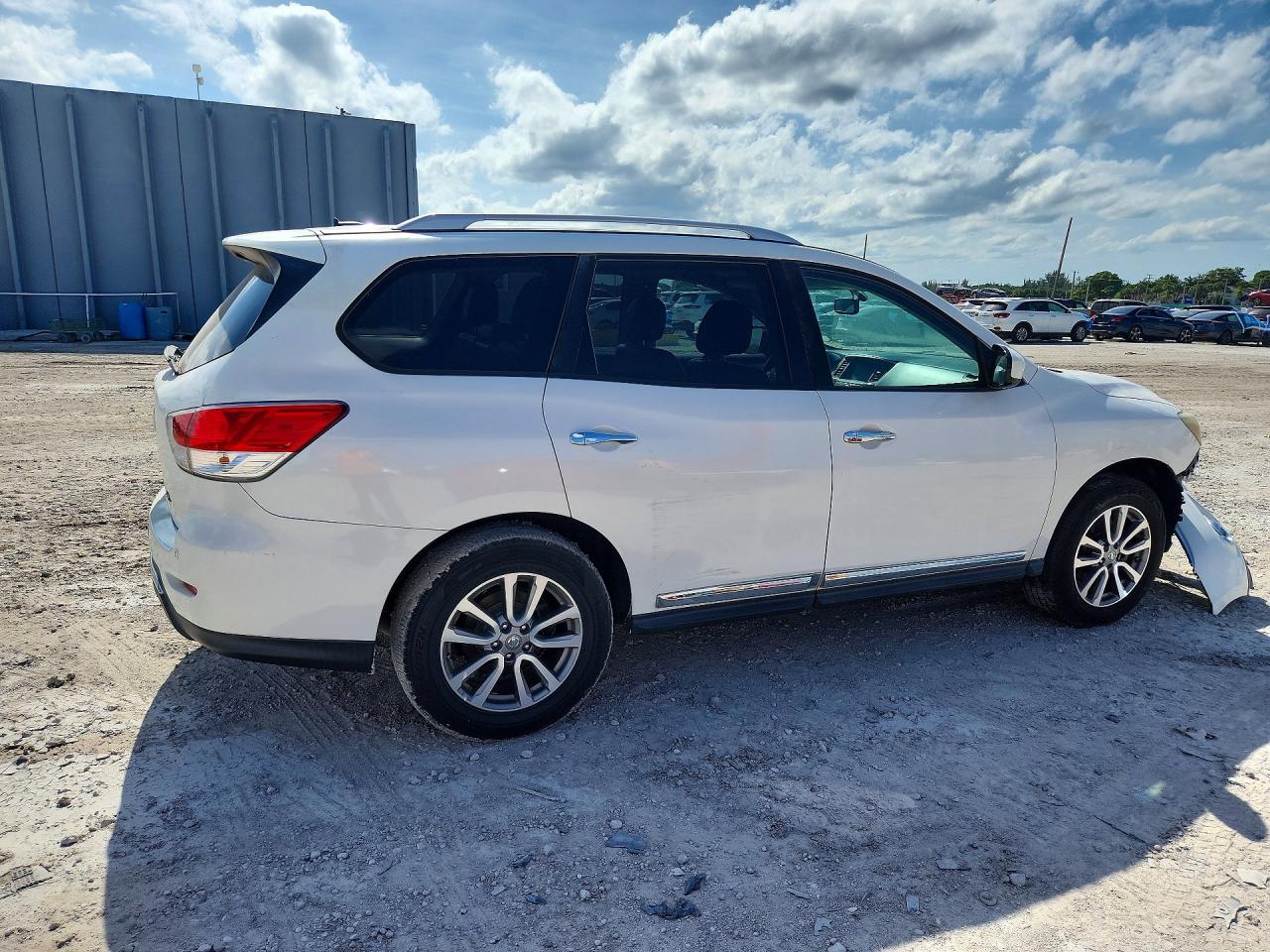2013 Nissan Pathfinder S White vin: 5N1AR2MN0DC681269