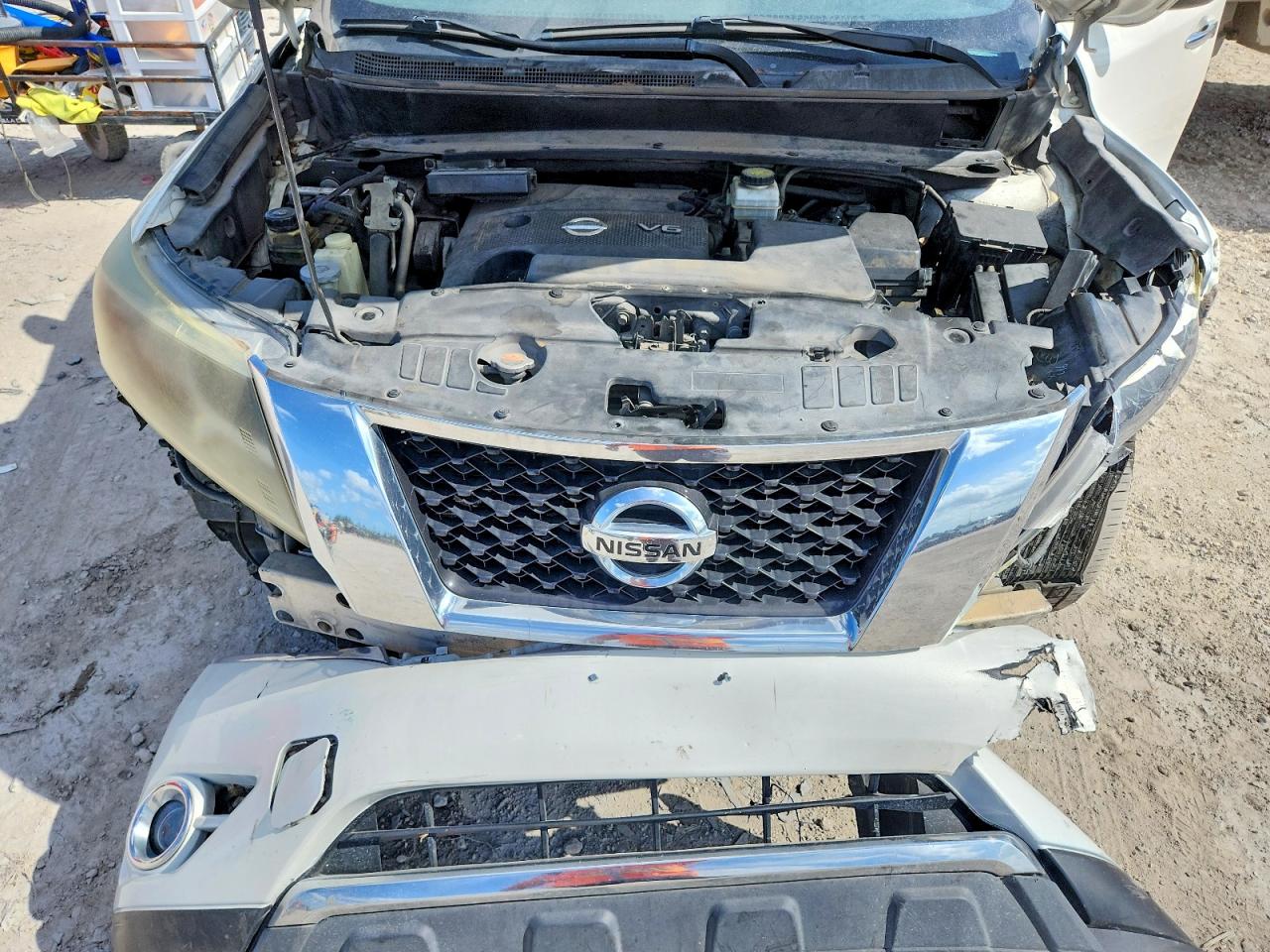 2013 Nissan Pathfinder S White vin: 5N1AR2MN0DC681269
