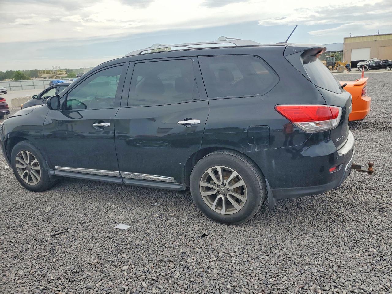 2014 Nissan Pathfinder S Черный vin: 5N1AR2MN0EC608095