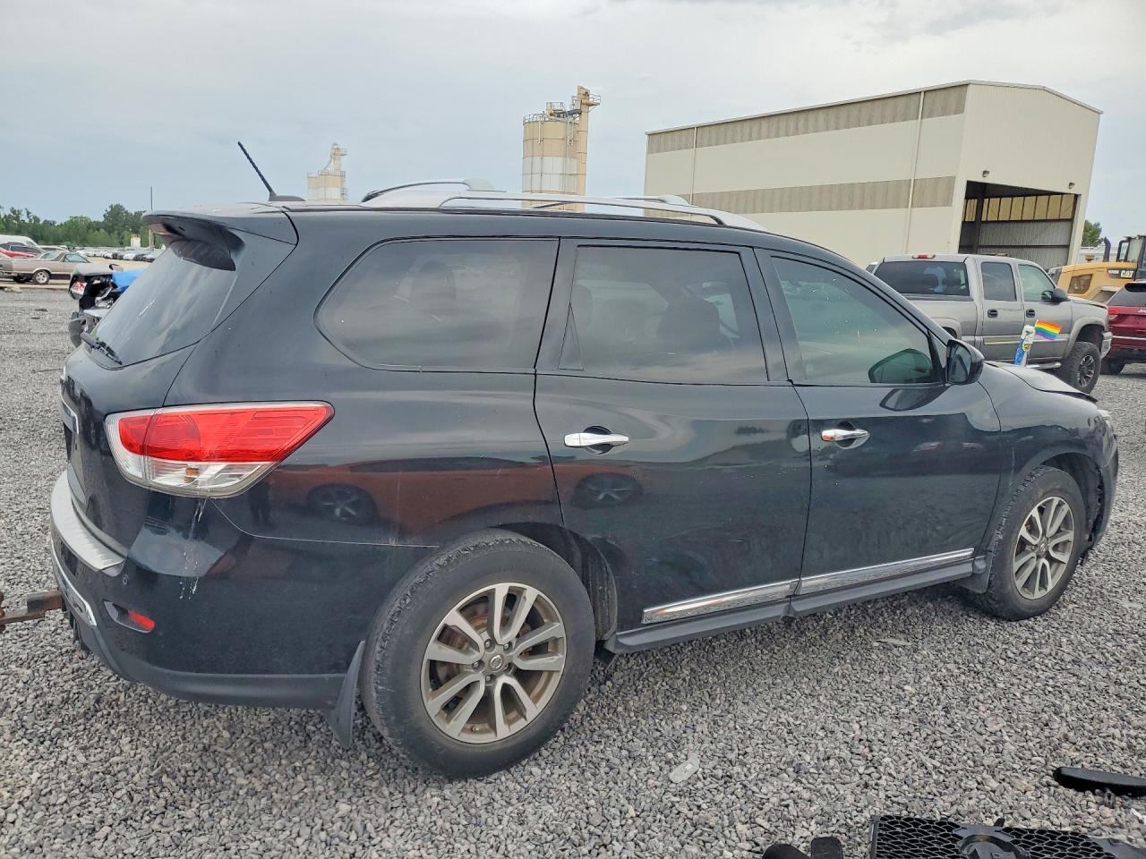 2014 Nissan Pathfinder S Черный vin: 5N1AR2MN0EC608095