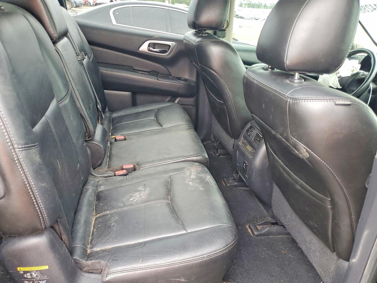 2014 Nissan Pathfinder S Черный vin: 5N1AR2MN0EC608095