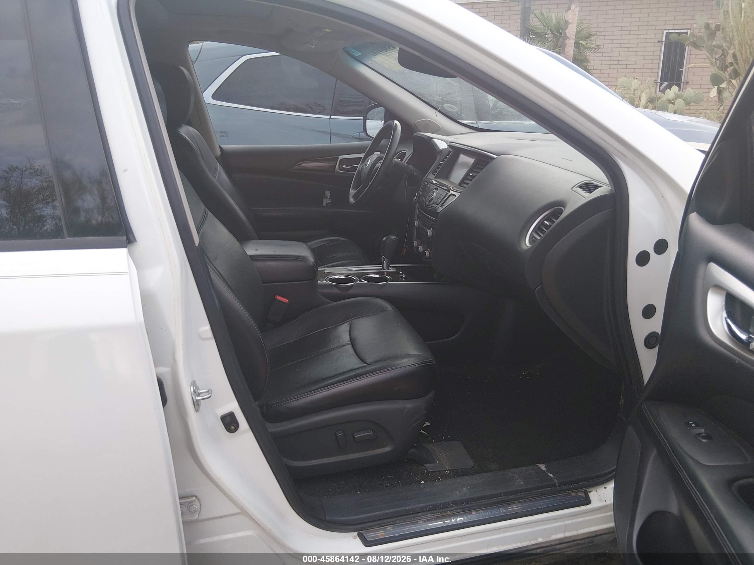 2014 Nissan Pathfinder Platinum Белый vin: 5N1AR2MN0EC641971
