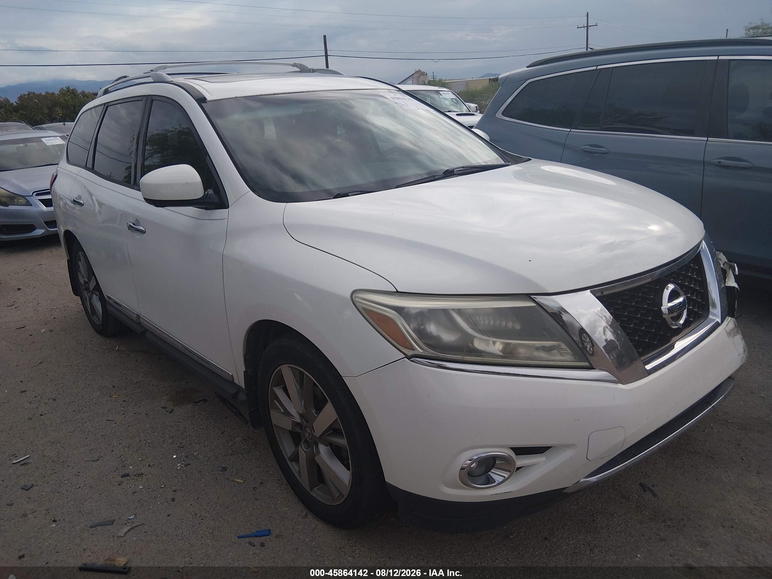 2014 Nissan Pathfinder Platinum Белый vin: 5N1AR2MN0EC641971
