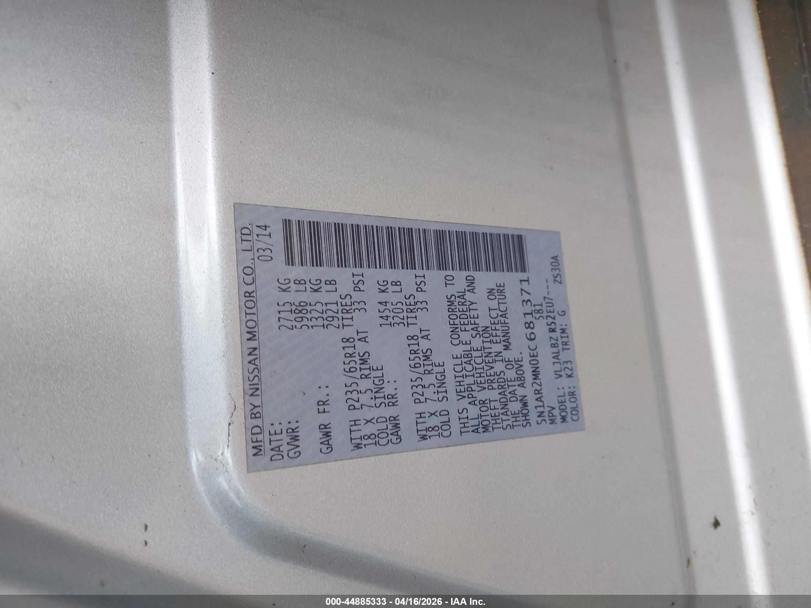 2014 Nissan Pathfinder S Silver vin: 5N1AR2MN0EC681371