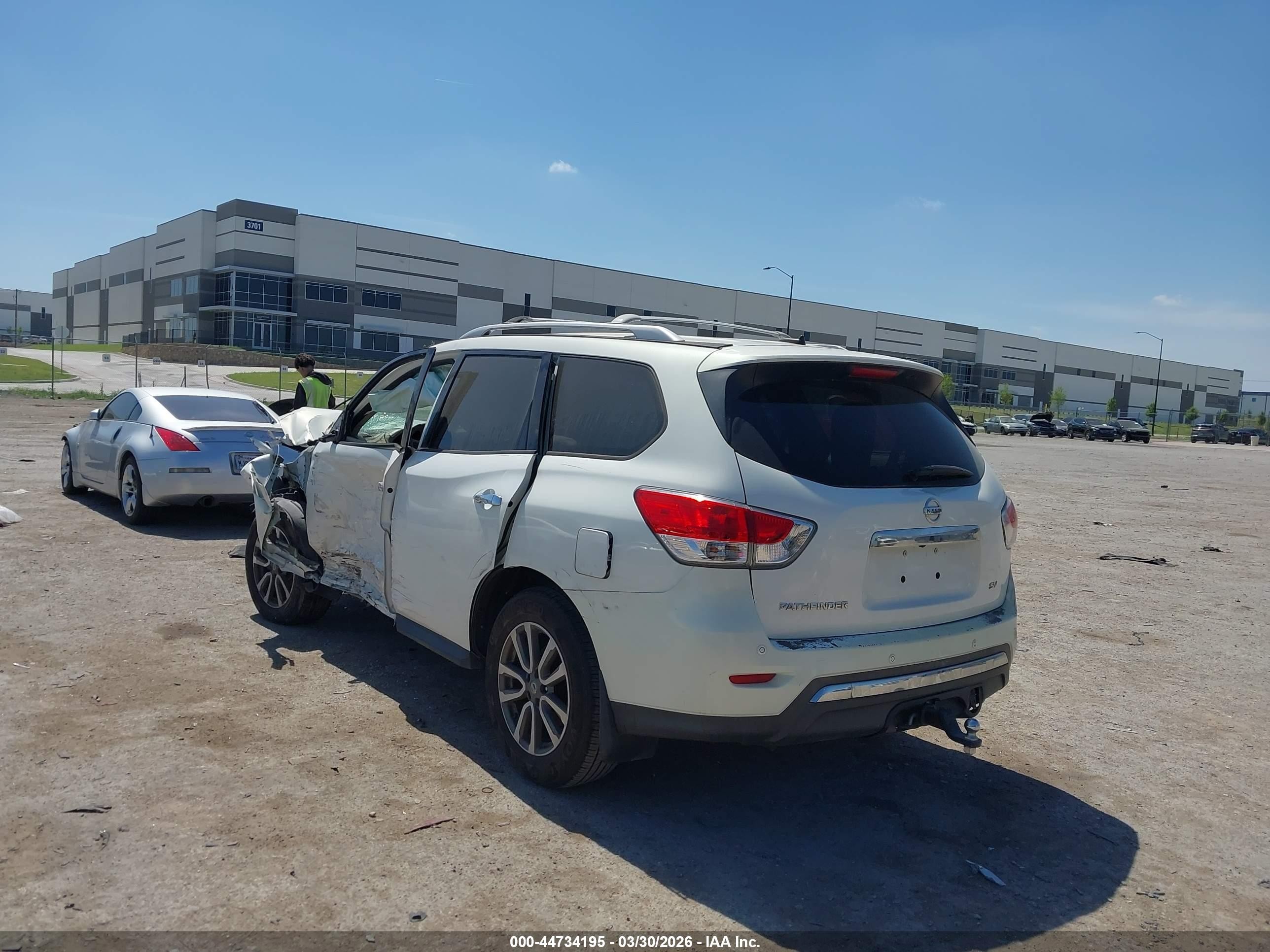 2014 Nissan Pathfinder Sv Белый vin: 5N1AR2MN0EC686344