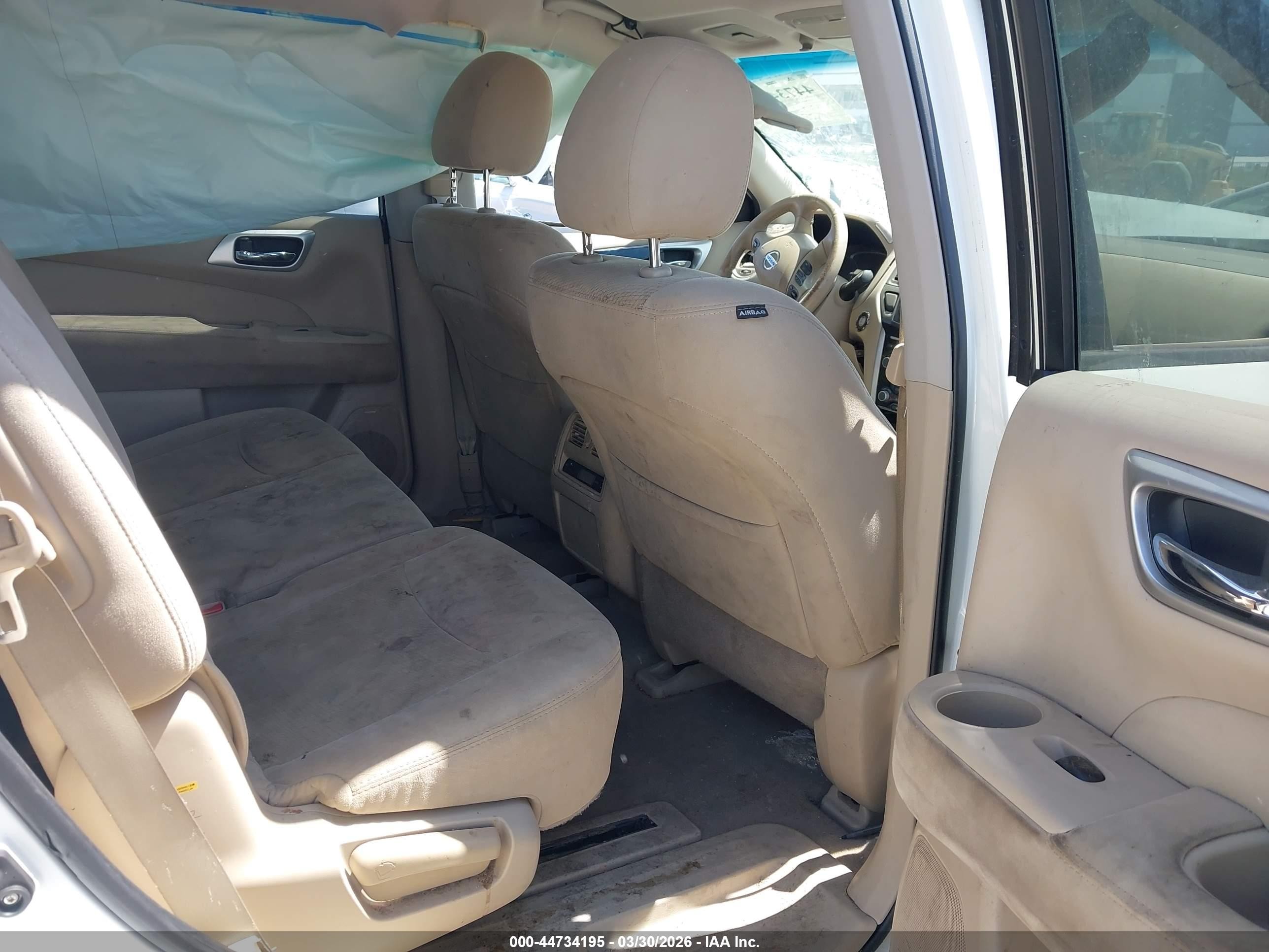 2014 Nissan Pathfinder Sv Белый vin: 5N1AR2MN0EC686344